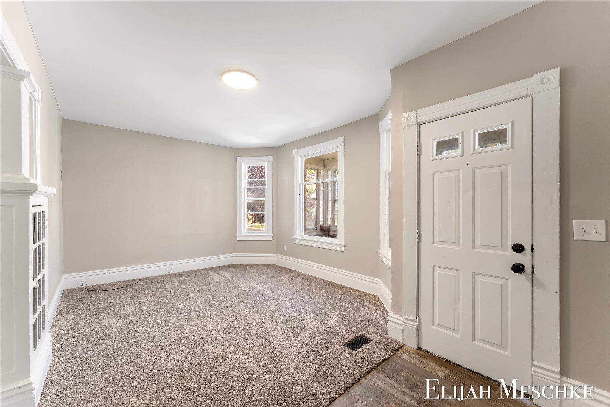 823 Union Avenue SE Grand Rapids MI 49507