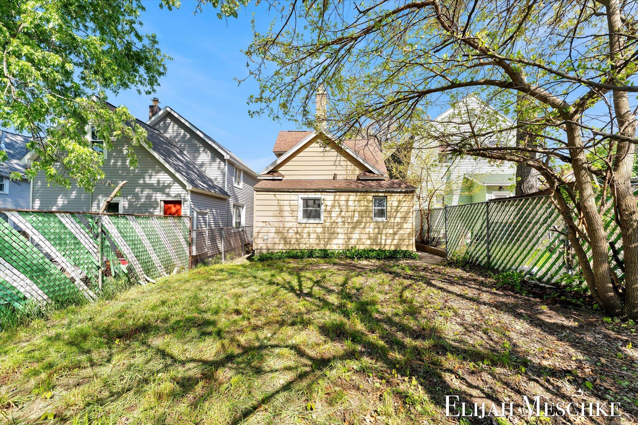823 Union Avenue SE Grand Rapids MI 49507