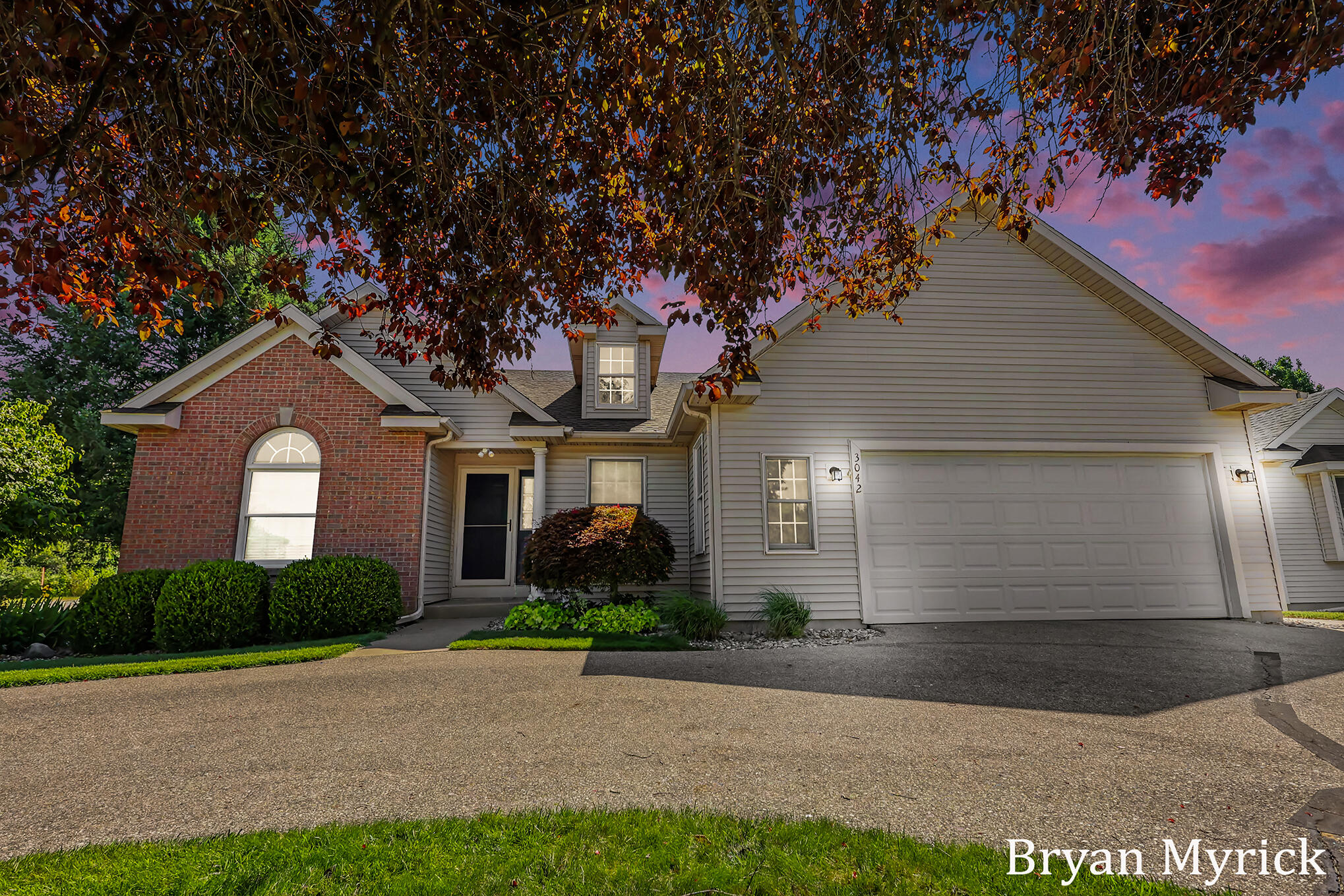 3042 Roberts Way Holland MI 49424