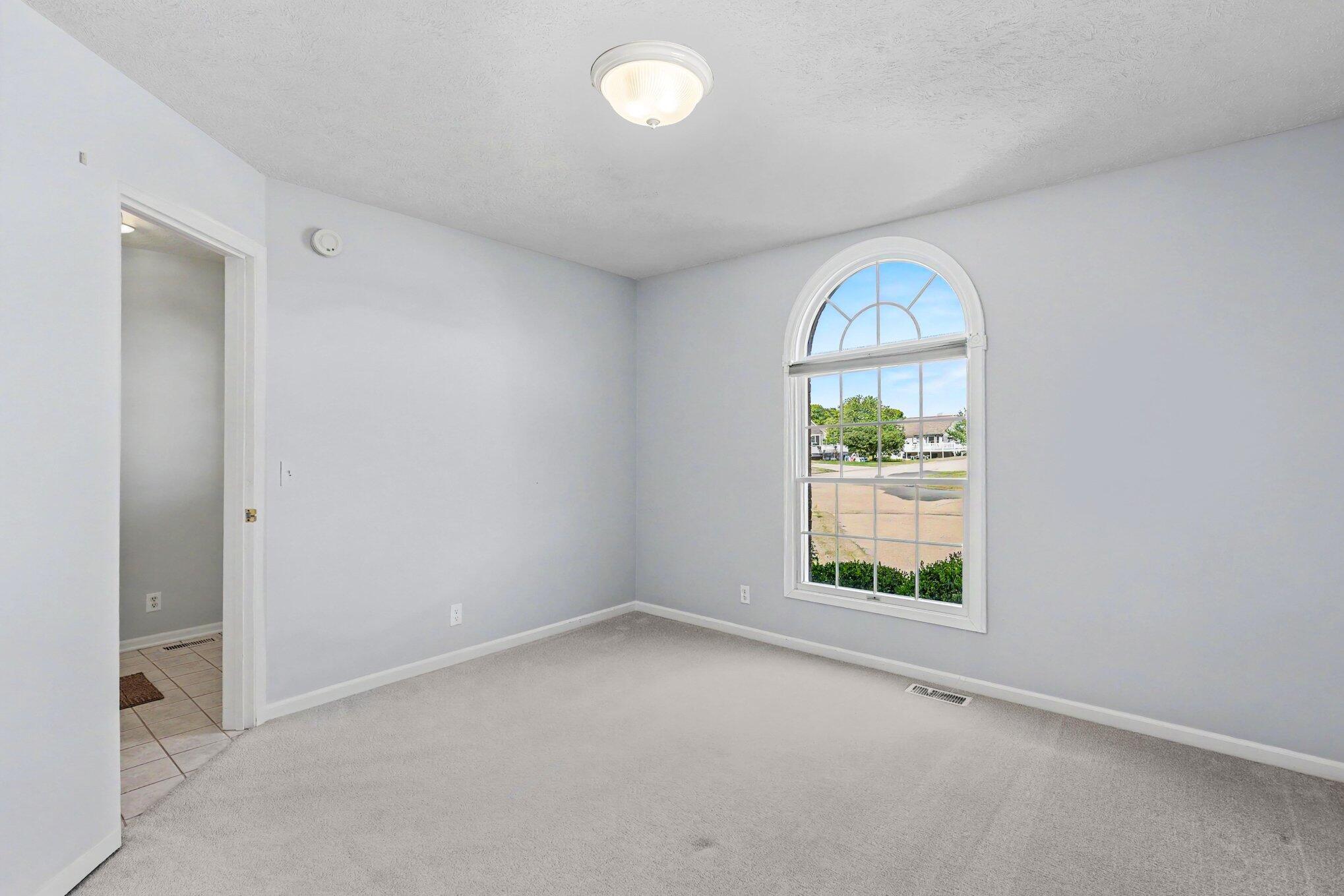3042 Roberts Way Holland MI 49424