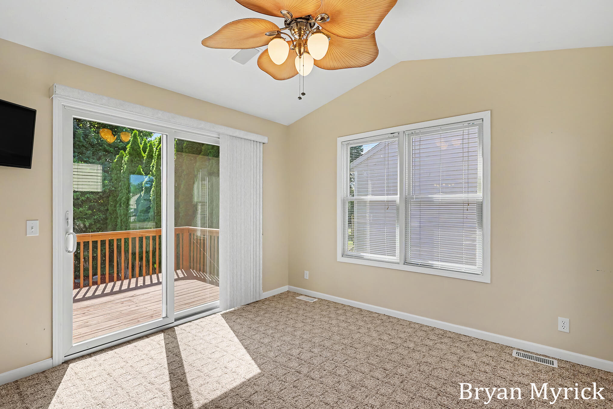 3042 Roberts Way Holland MI 49424