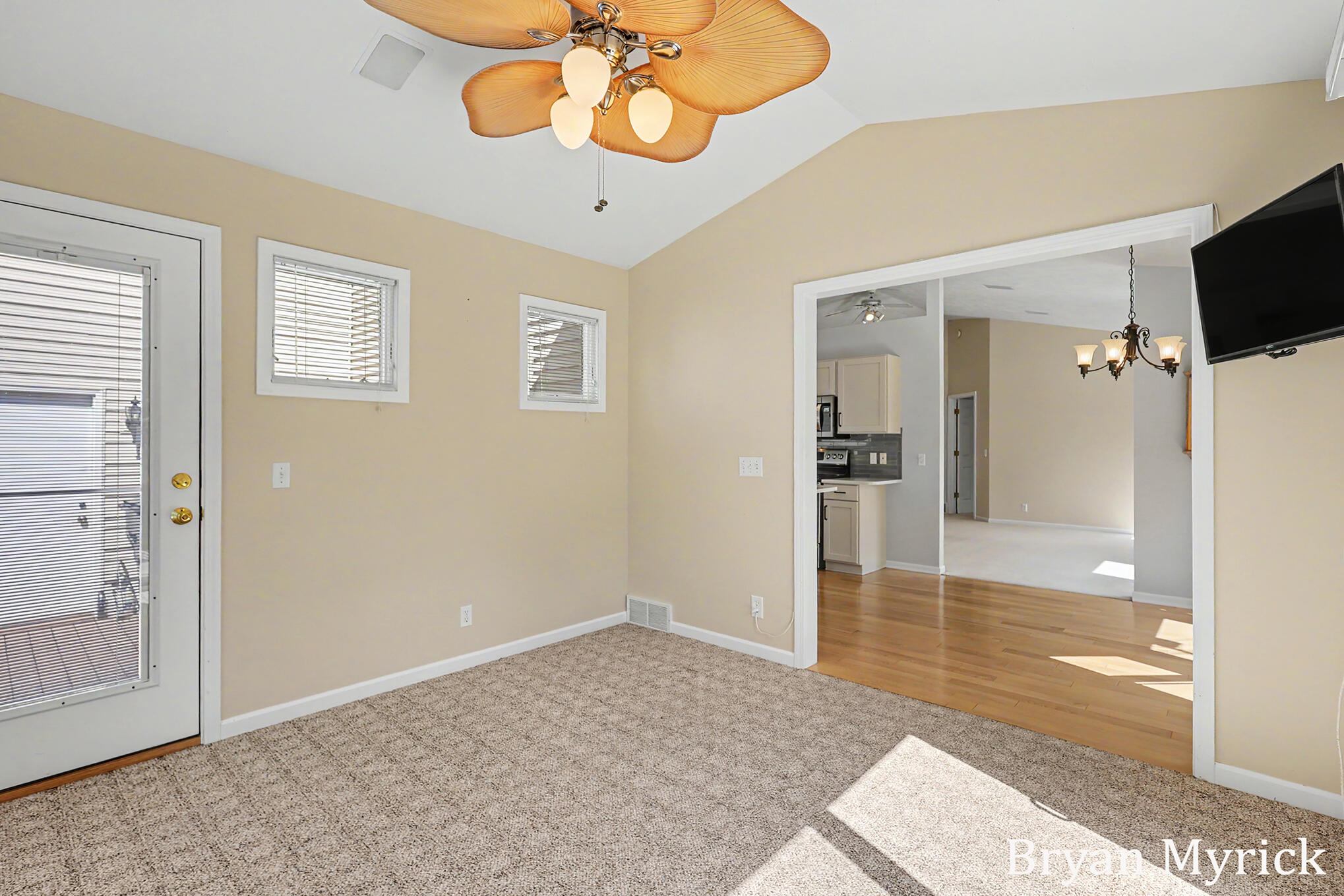 3042 Roberts Way Holland MI 49424