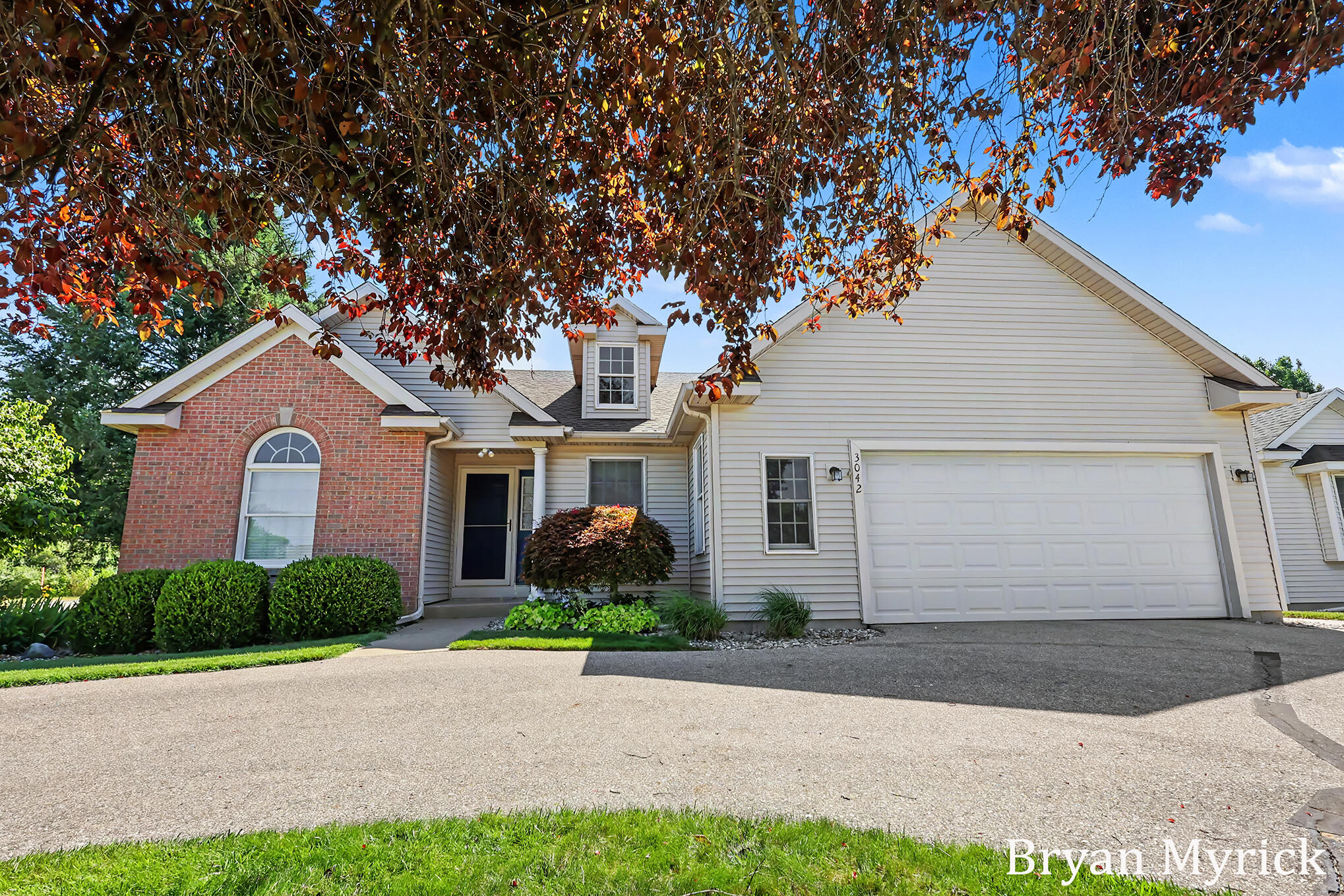 3042 Roberts Way Holland MI 49424