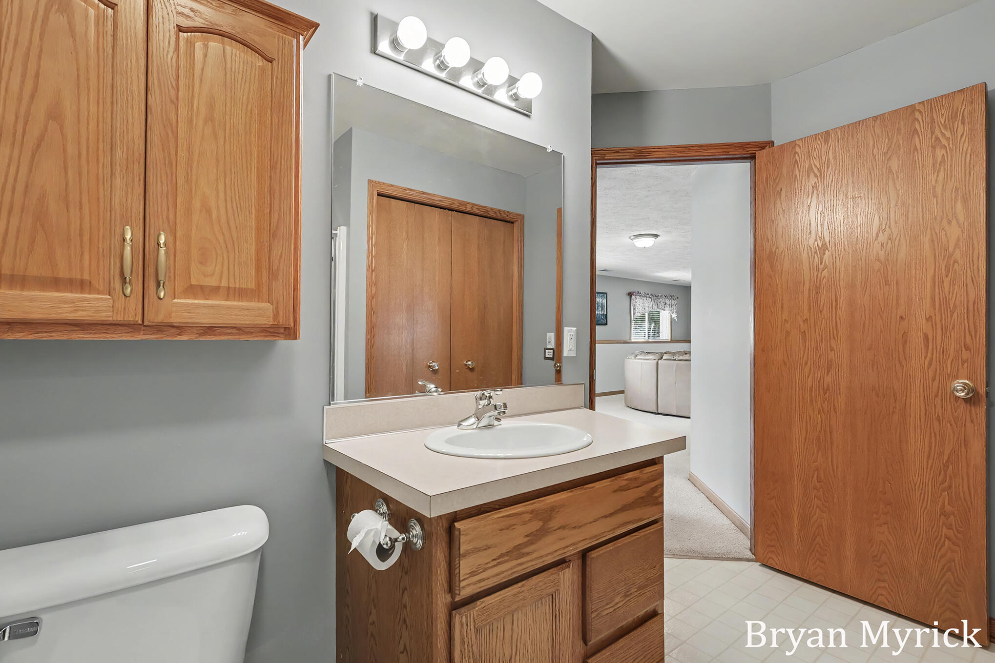 3042 Roberts Way Holland MI 49424