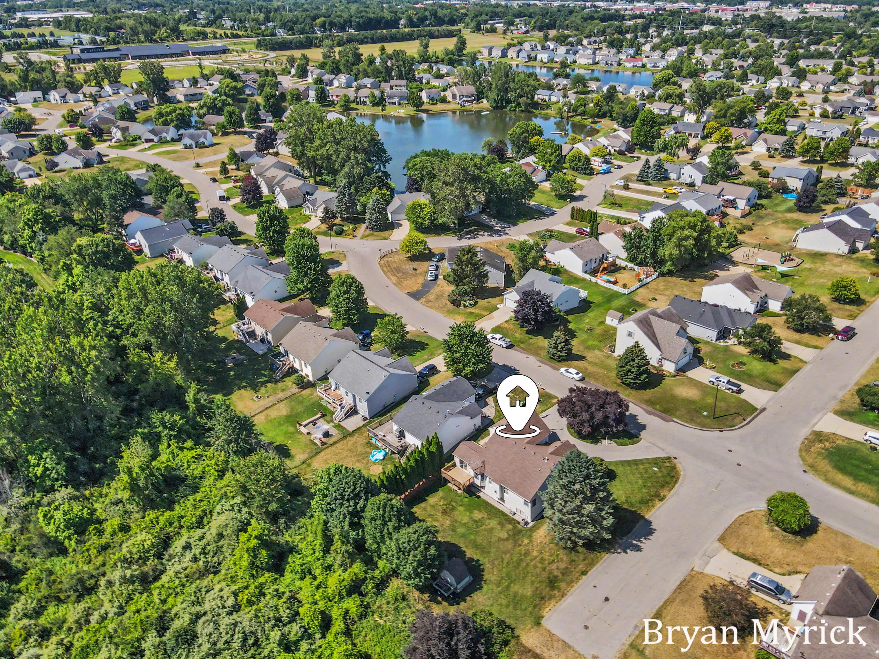 3042 Roberts Way Holland MI 49424