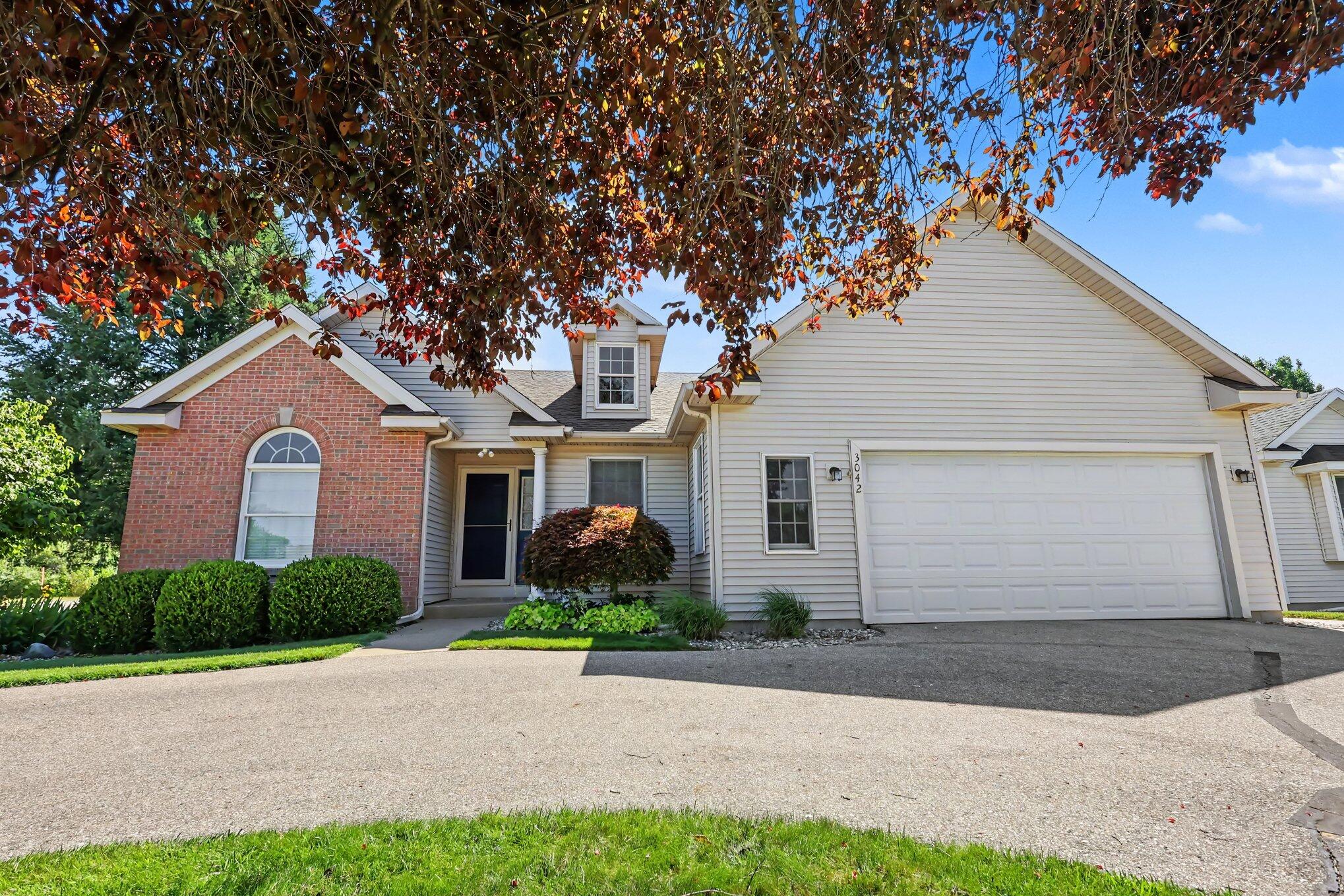 3042 Roberts Way Holland MI 49424