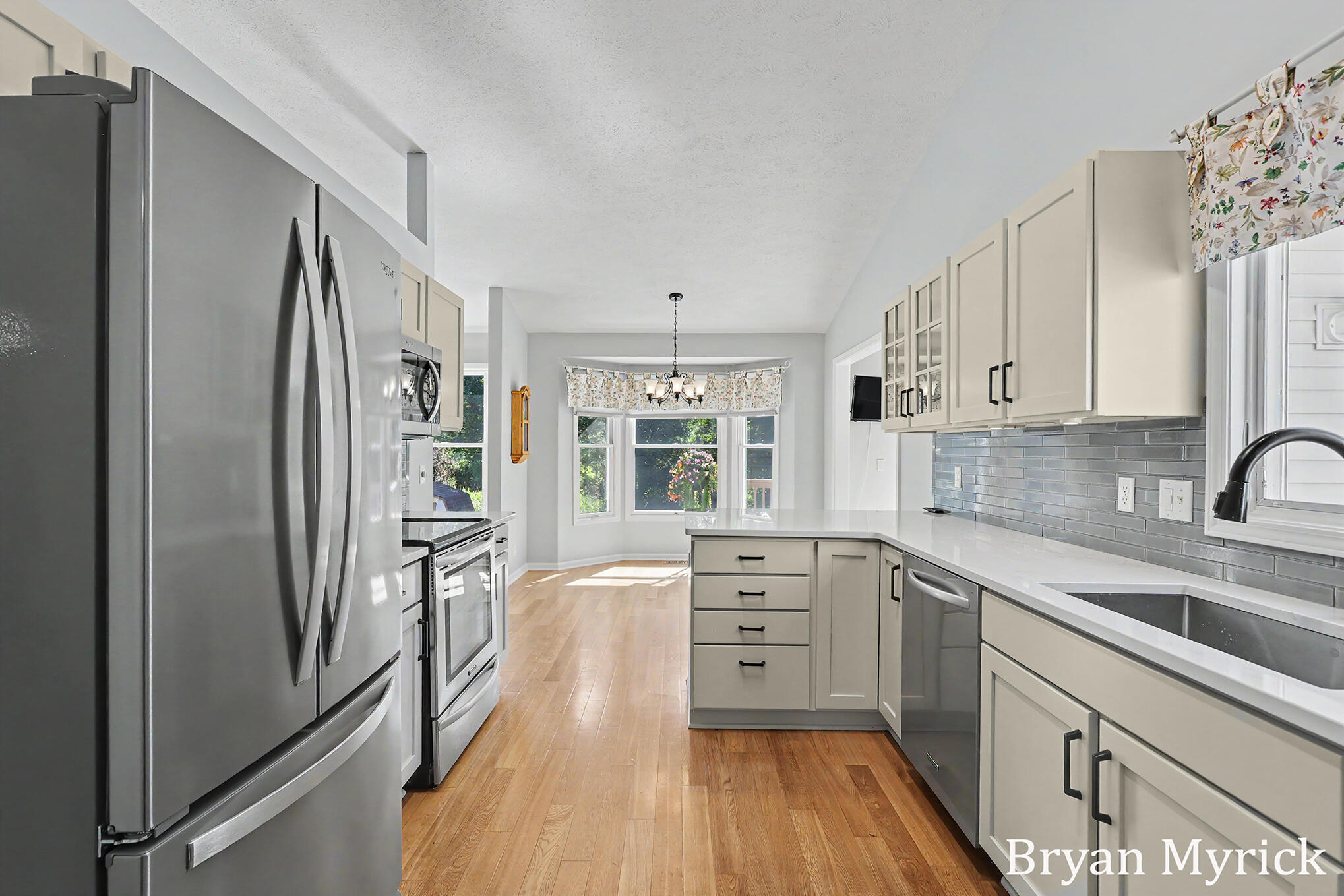 3042 Roberts Way Holland MI 49424