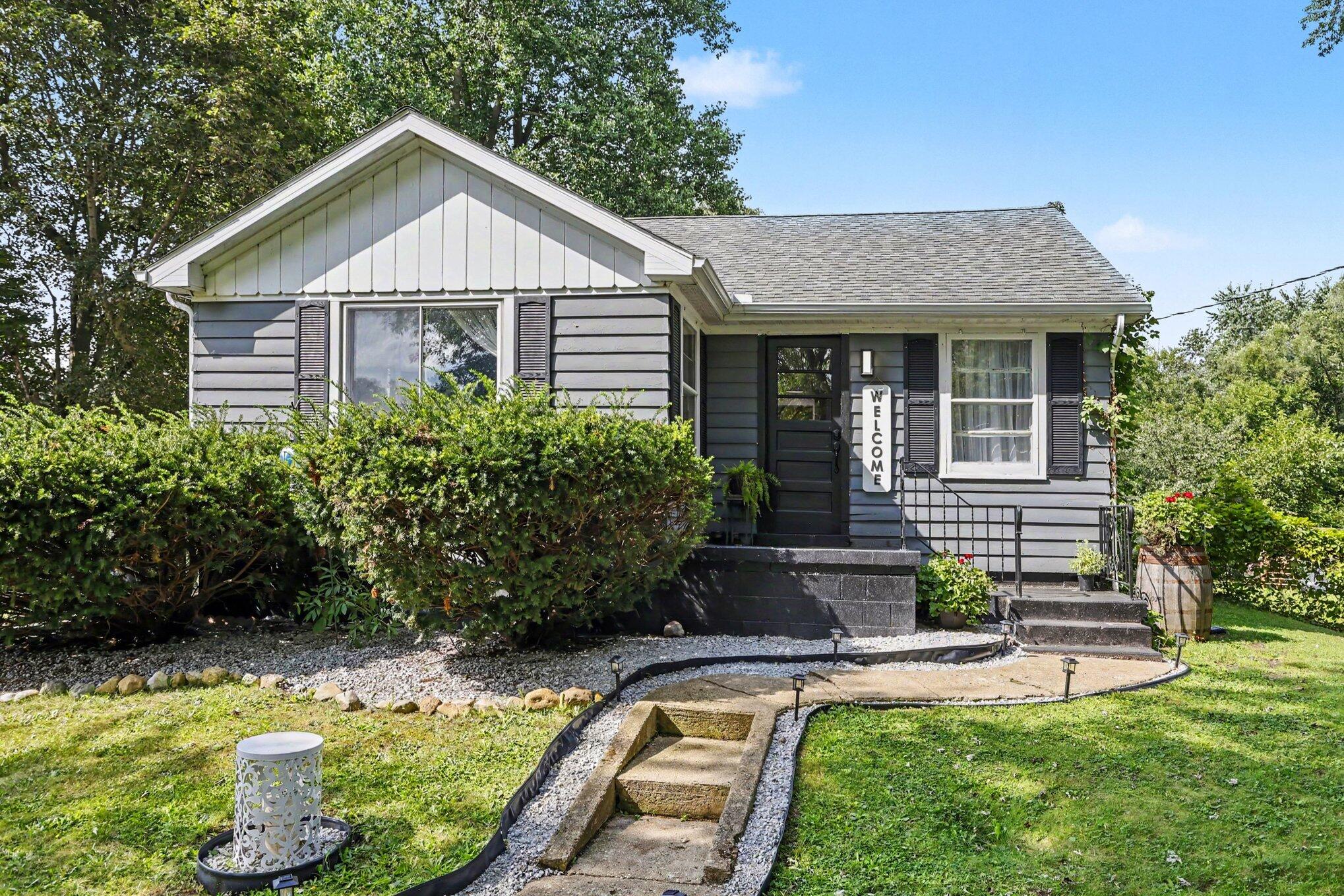 4531 Mead Road Buchanan MI 49107