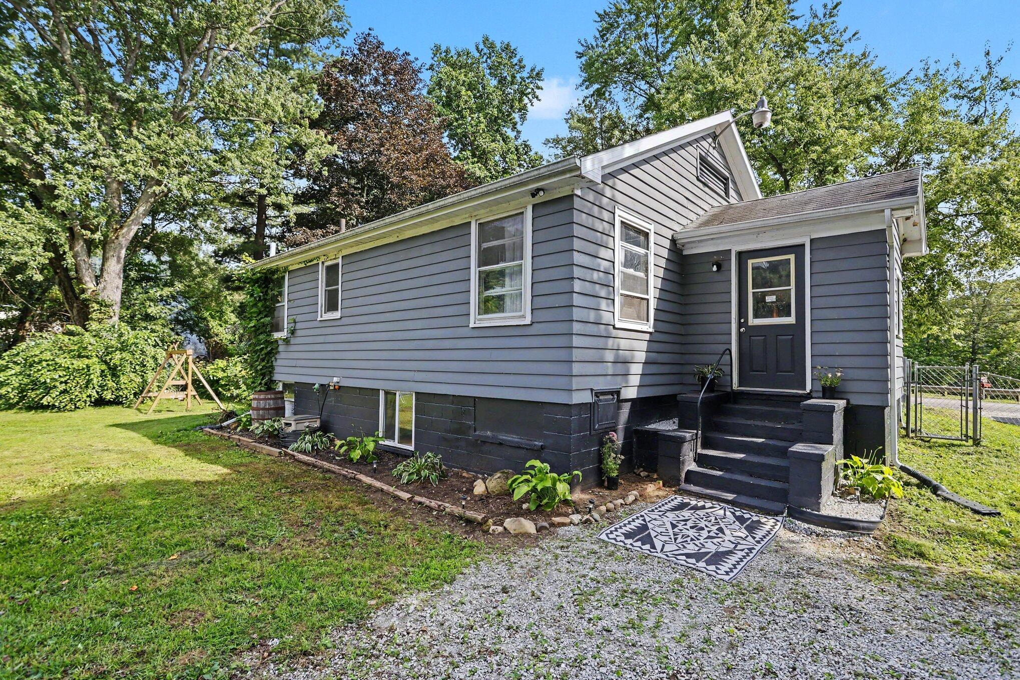 4531 Mead Road Buchanan MI 49107