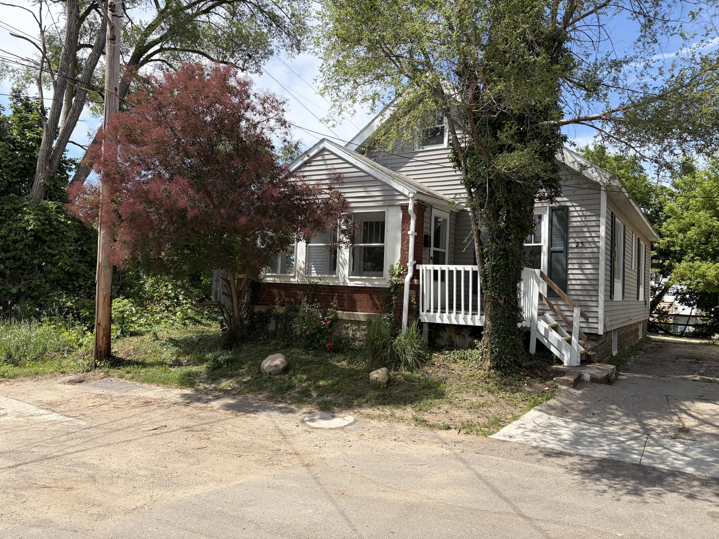 25 Page Street NE Grand Rapids MI 49505