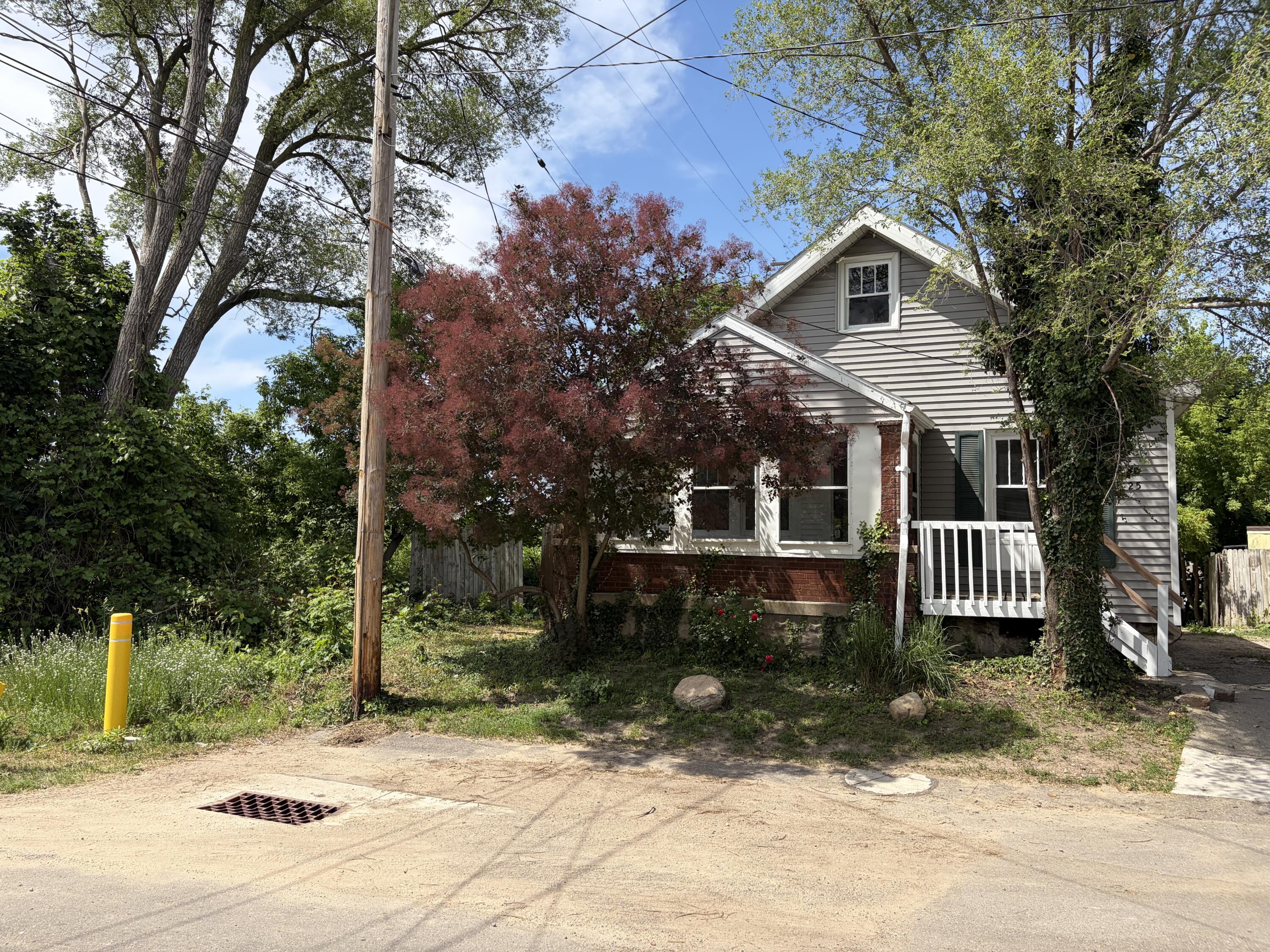 25 Page Street NE Grand Rapids MI 49505
