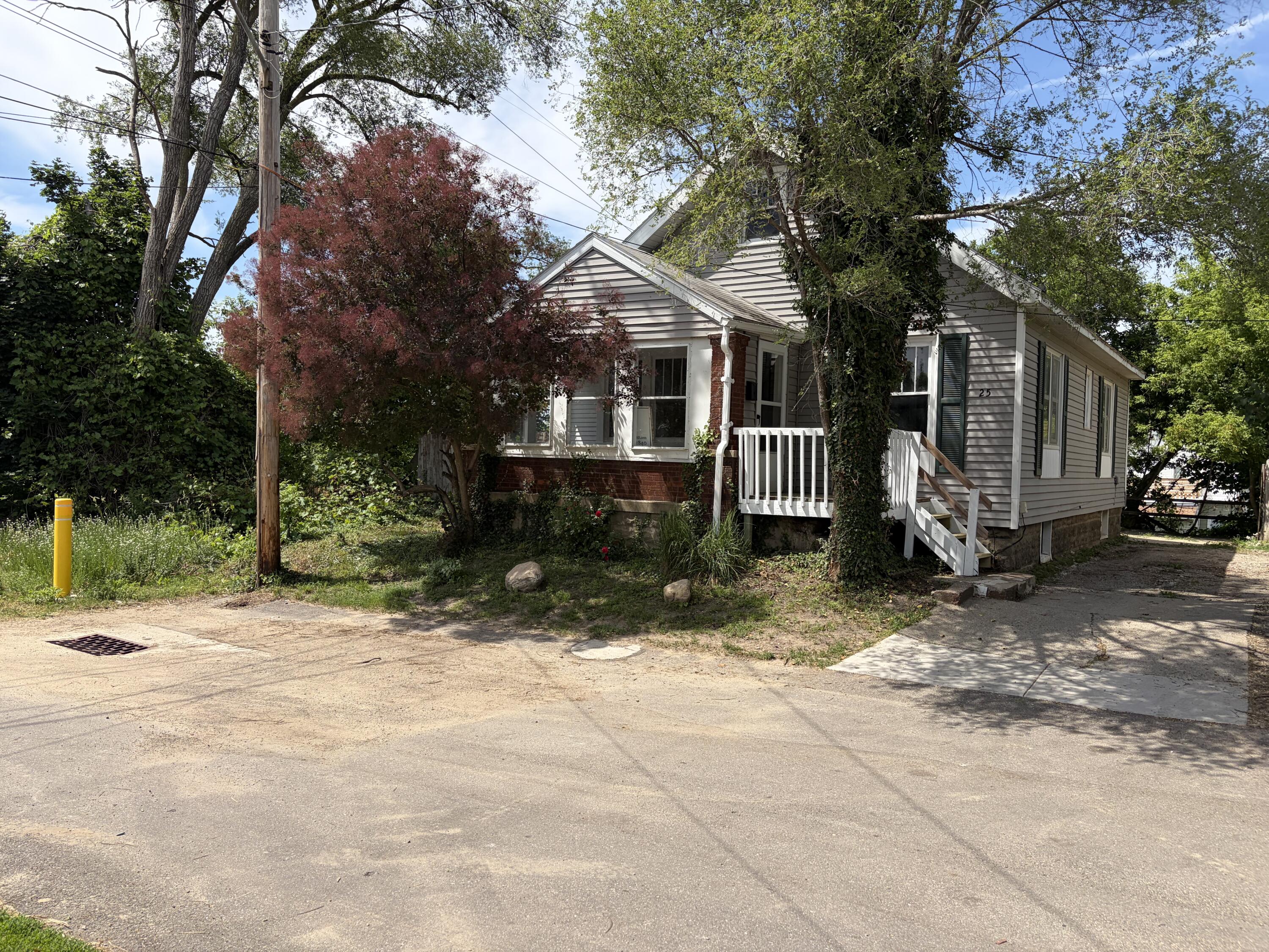 25 Page Street NE Grand Rapids MI 49505