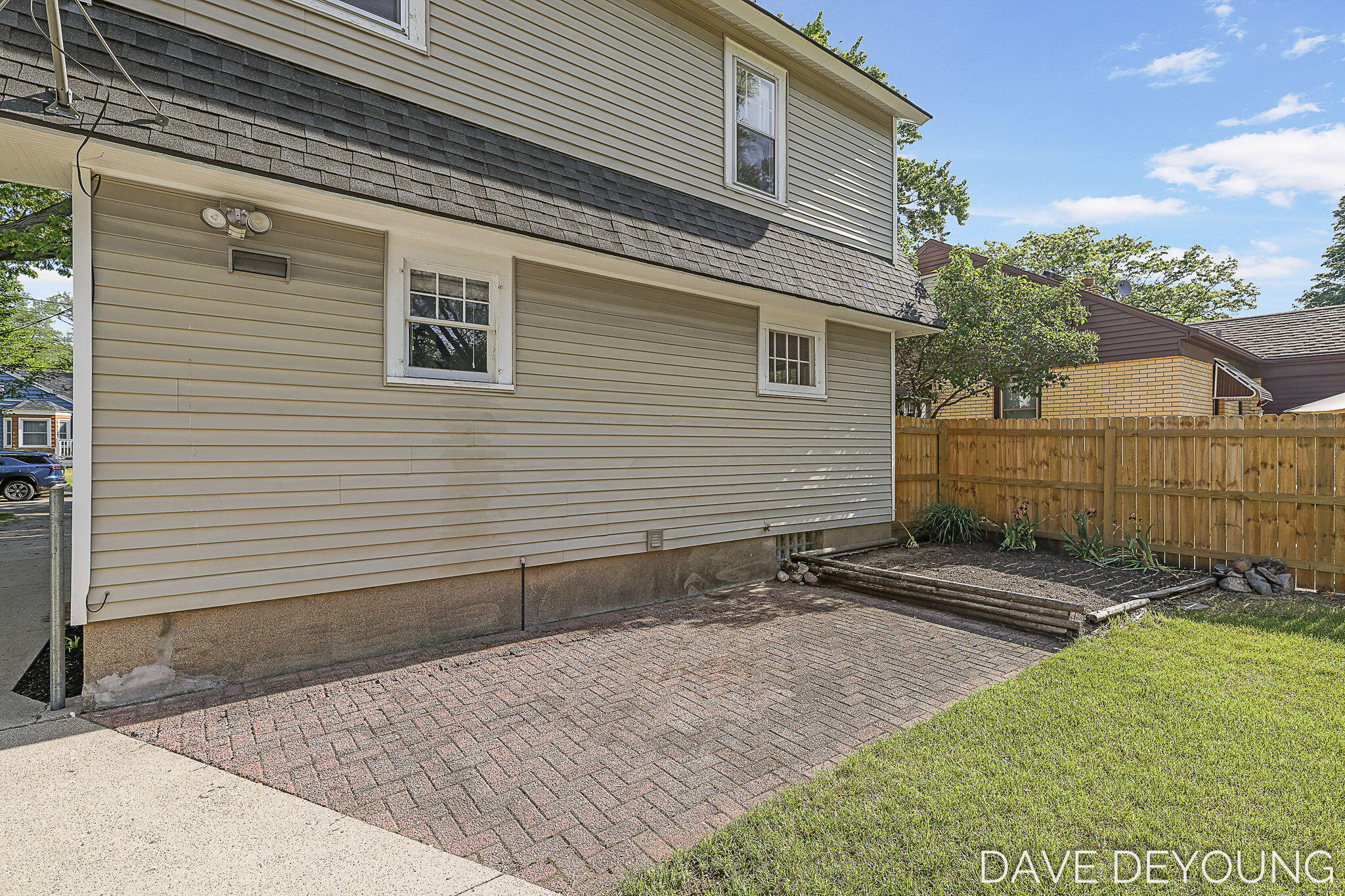1134 Hoyt Street SE Grand Rapids MI 49507