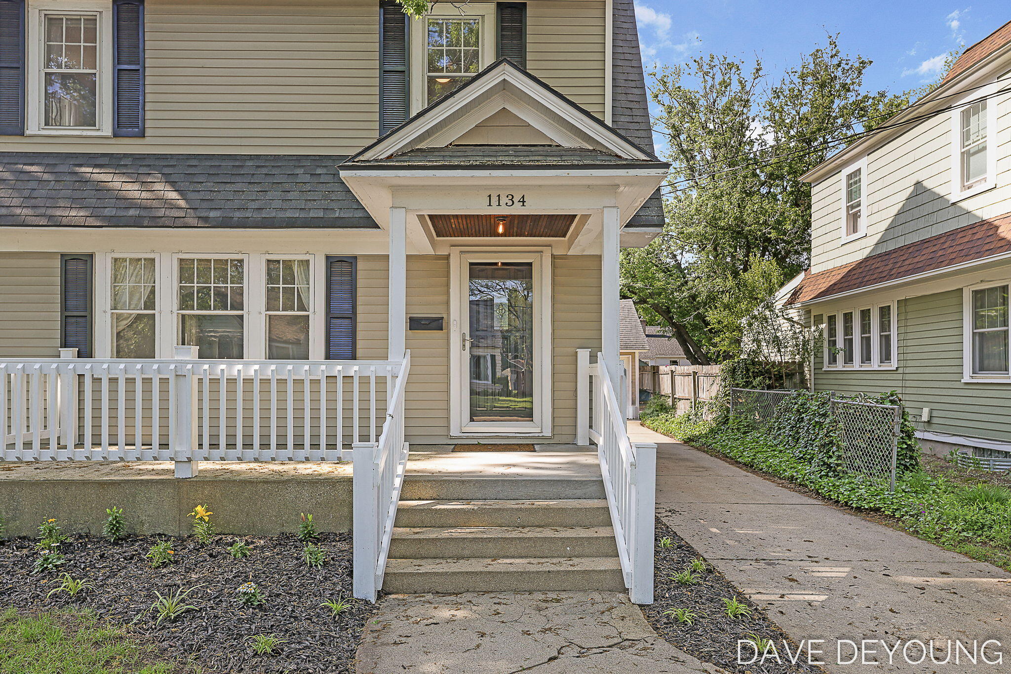 1134 Hoyt Street SE Grand Rapids MI 49507