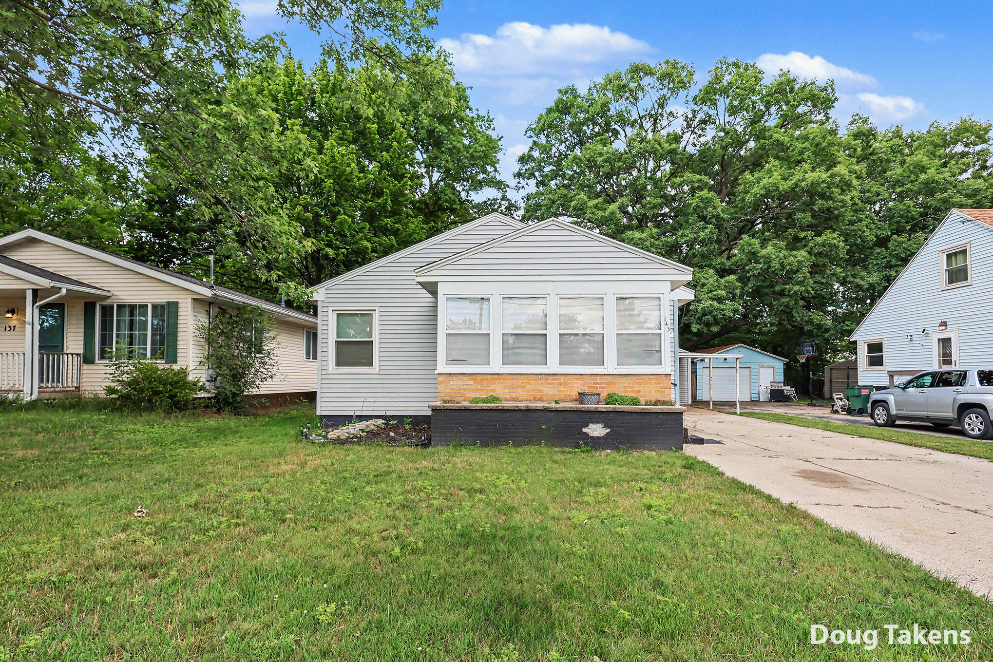 143 Nancy Street SE Grand Rapids MI 49548