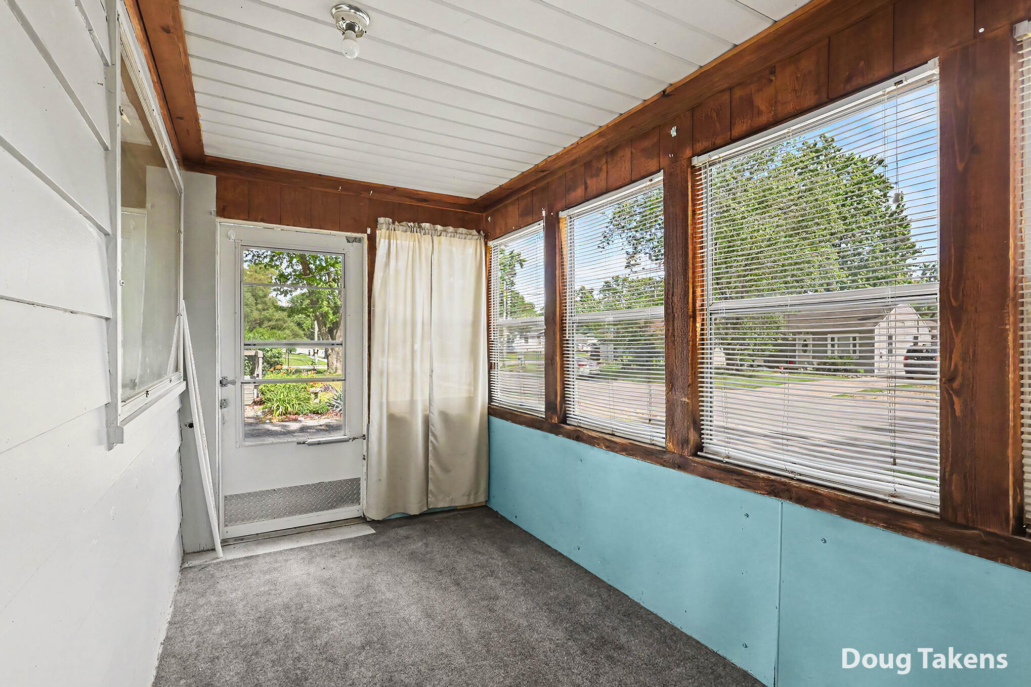 143 Nancy Street SE Grand Rapids MI 49548