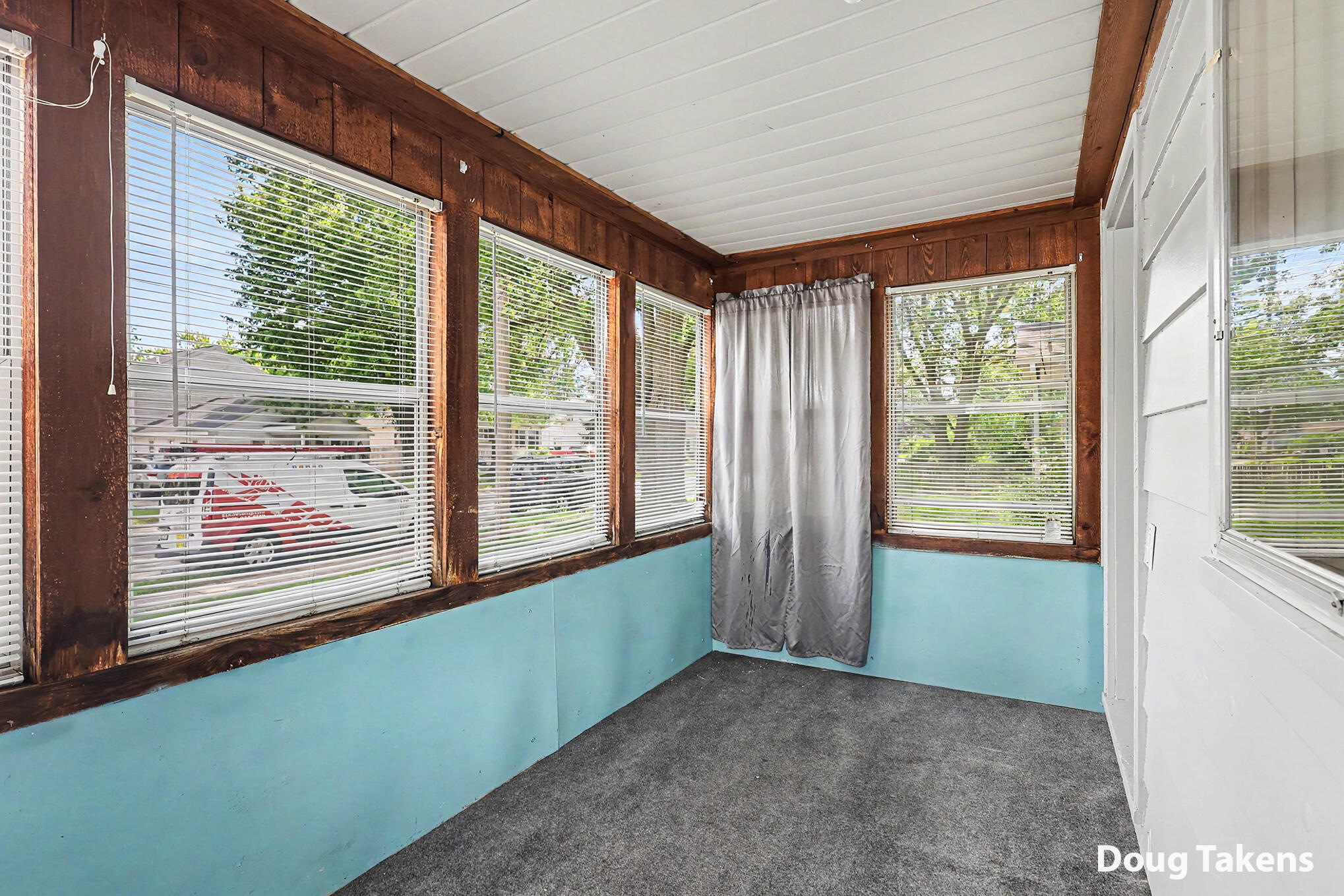 143 Nancy Street SE Grand Rapids MI 49548