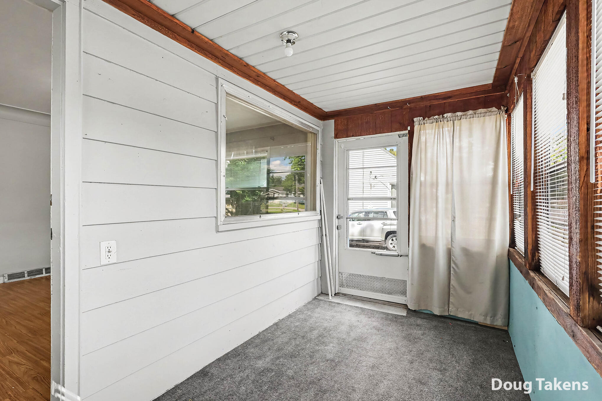 143 Nancy Street SE Grand Rapids MI 49548