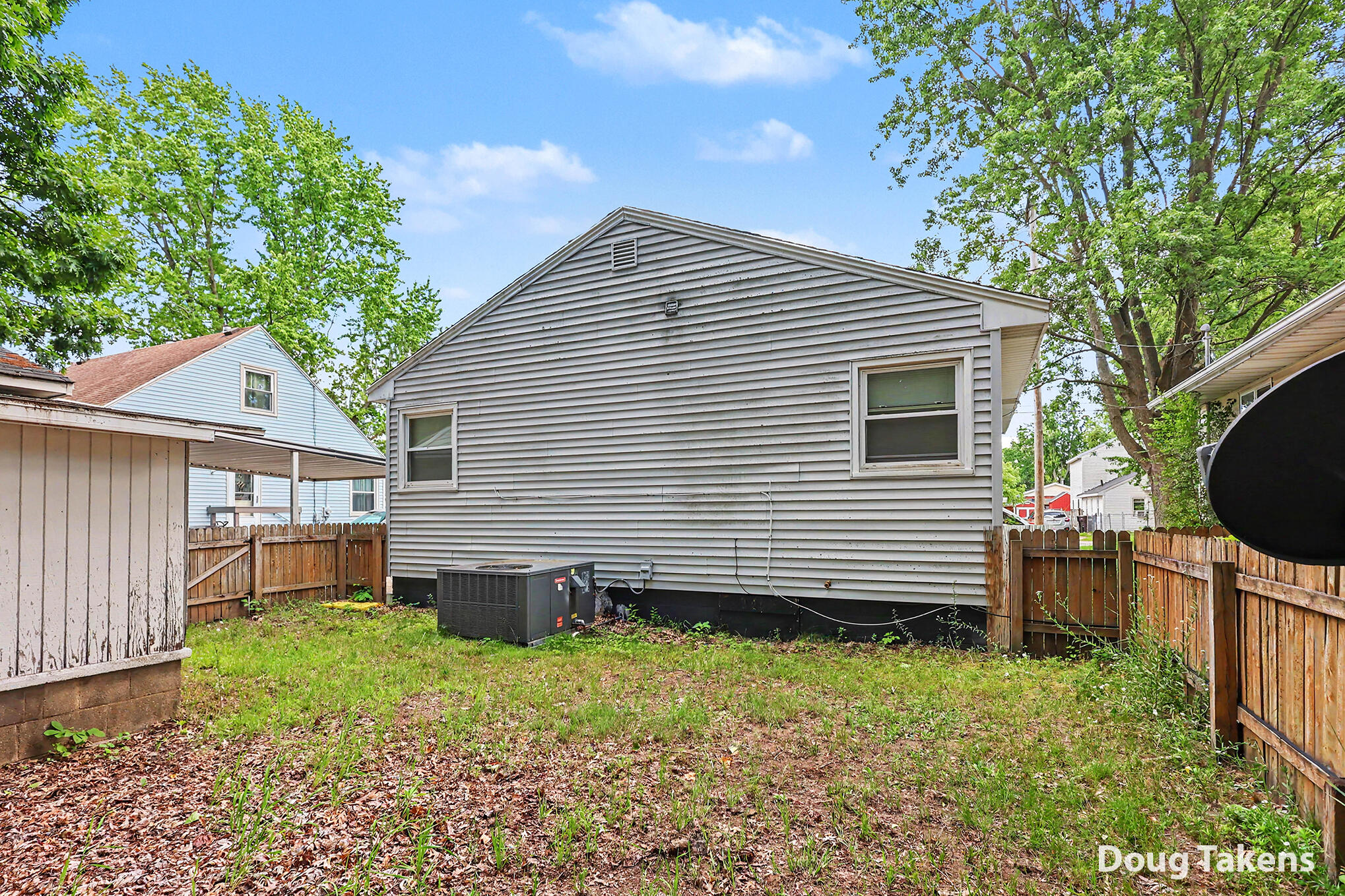 143 Nancy Street SE Grand Rapids MI 49548