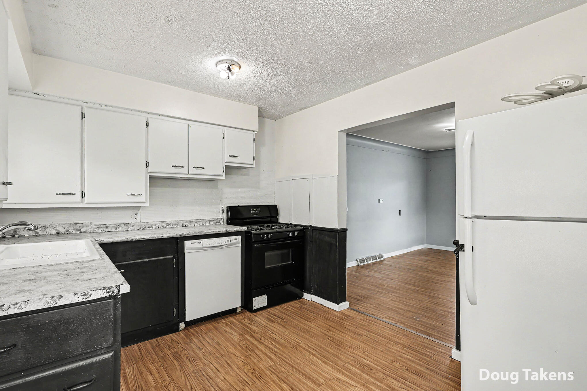 143 Nancy Street SE Grand Rapids MI 49548
