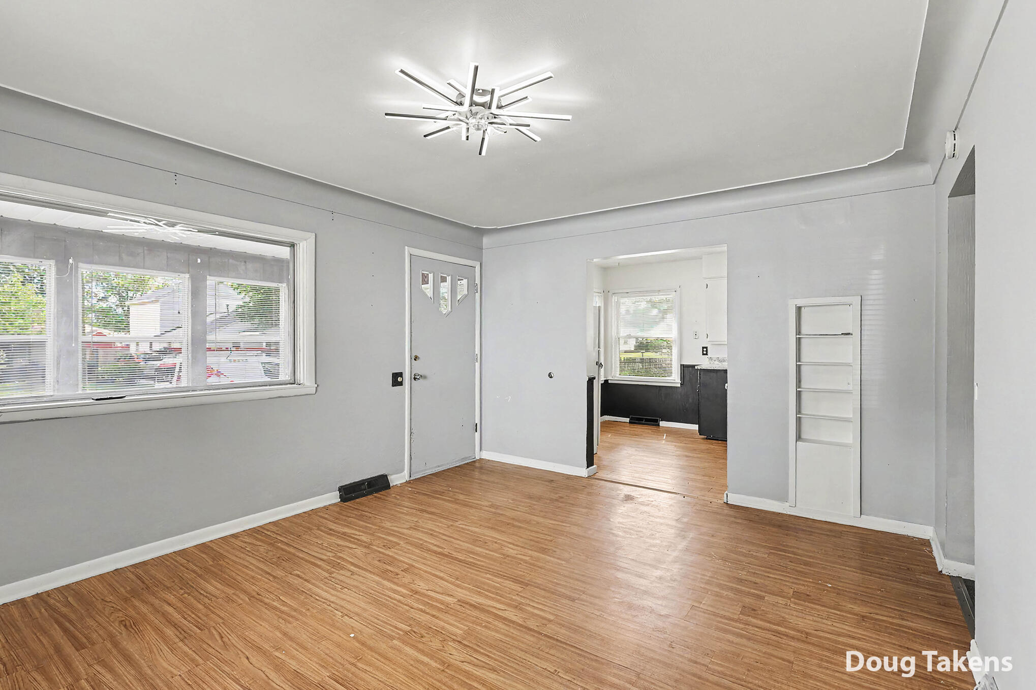 143 Nancy Street SE Grand Rapids MI 49548