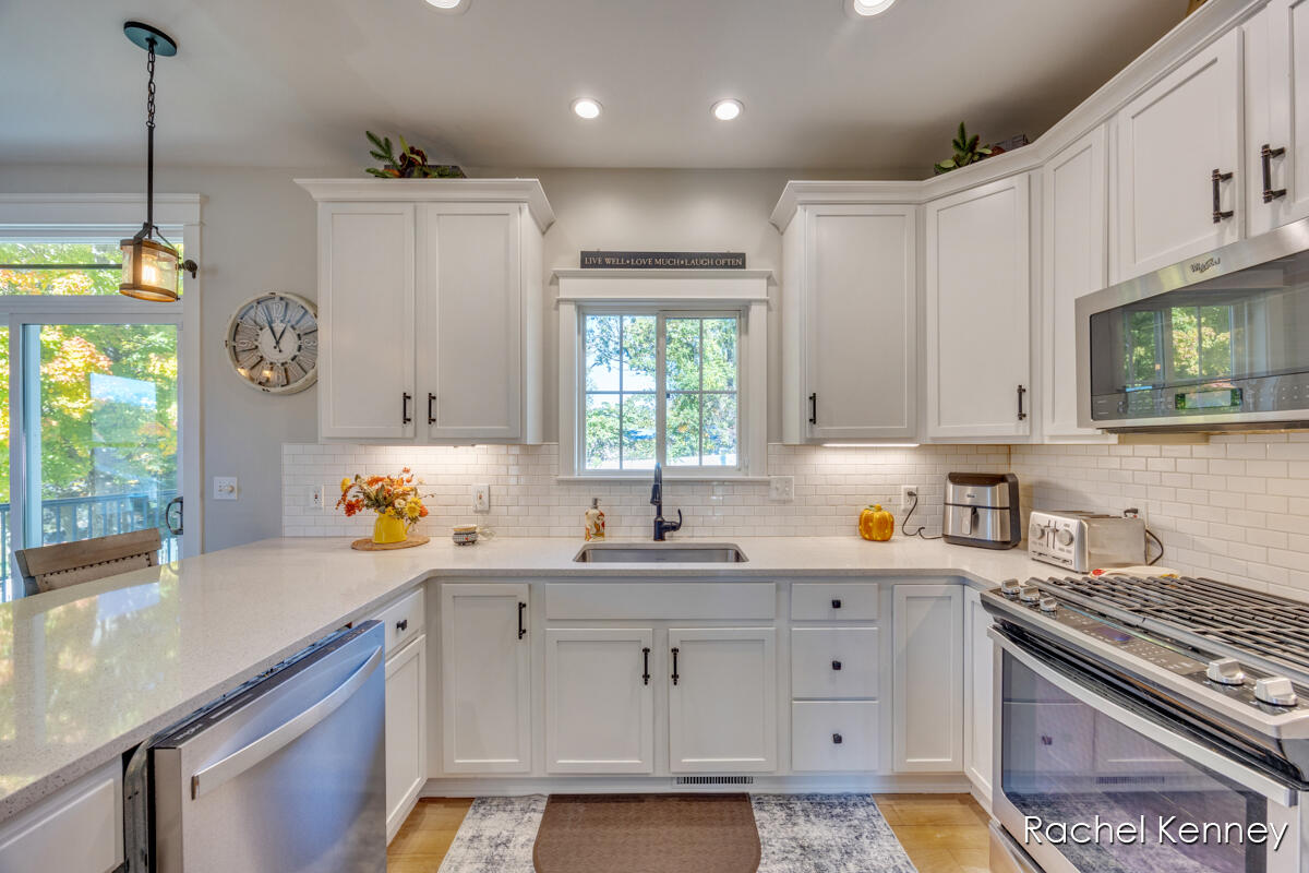 7787 Hunters Way Court SE Ada MI 49301