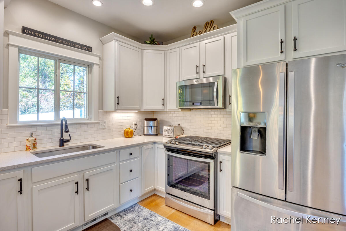 7787 Hunters Way Court SE Ada MI 49301