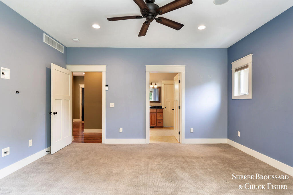 2975 Bird Avenue NE Grand Rapids MI 49525