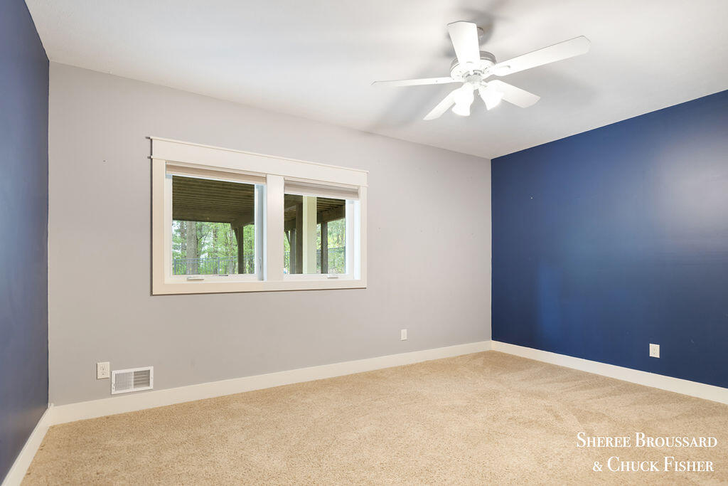 2975 Bird Avenue NE Grand Rapids MI 49525