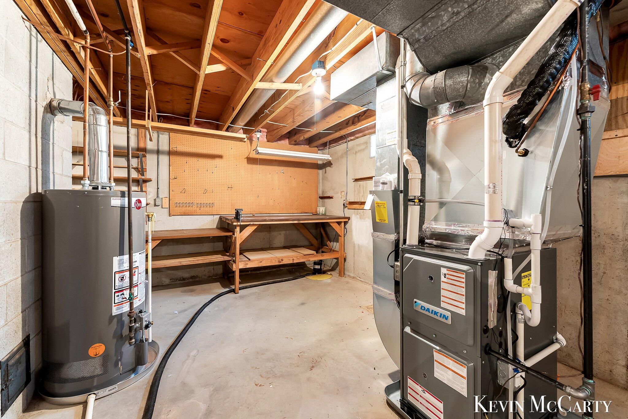 1746 Edgewood Avenue SE Grand Rapids MI 49506