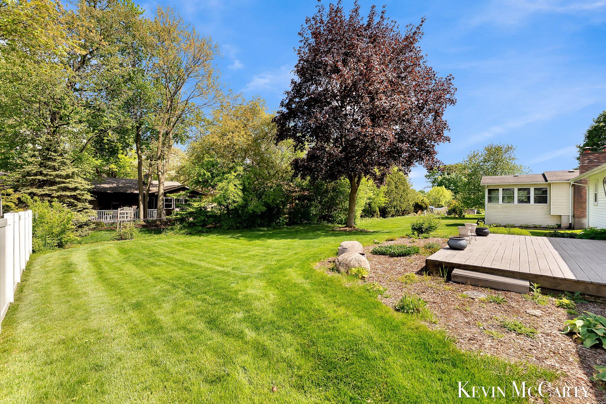 1746 Edgewood Avenue SE Grand Rapids MI 49506