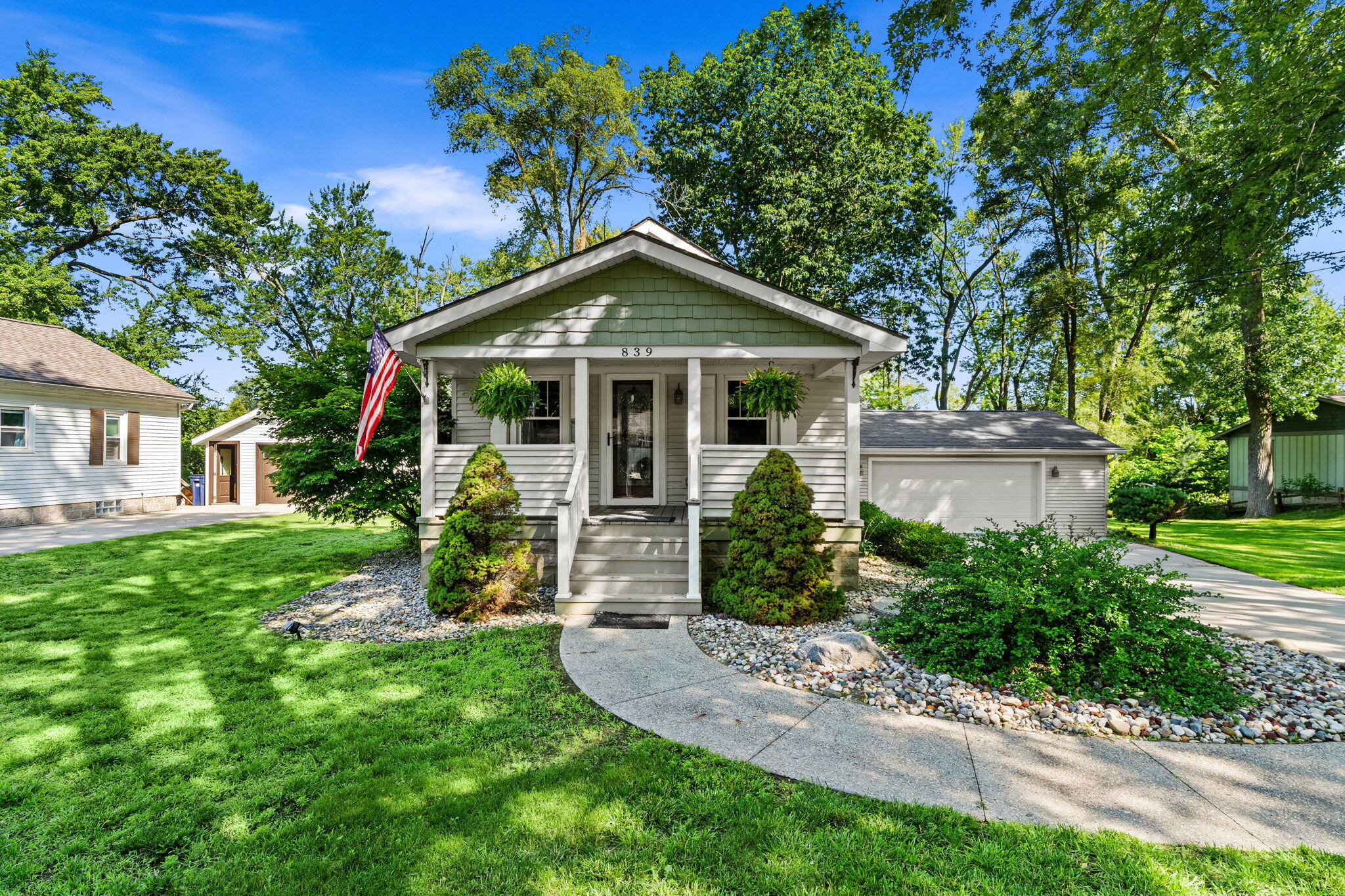 839 Paw Paw Drive Holland MI 49423
