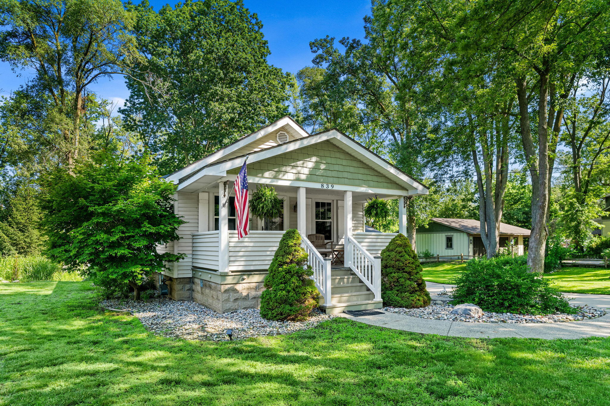 839 Paw Paw Drive Holland MI 49423