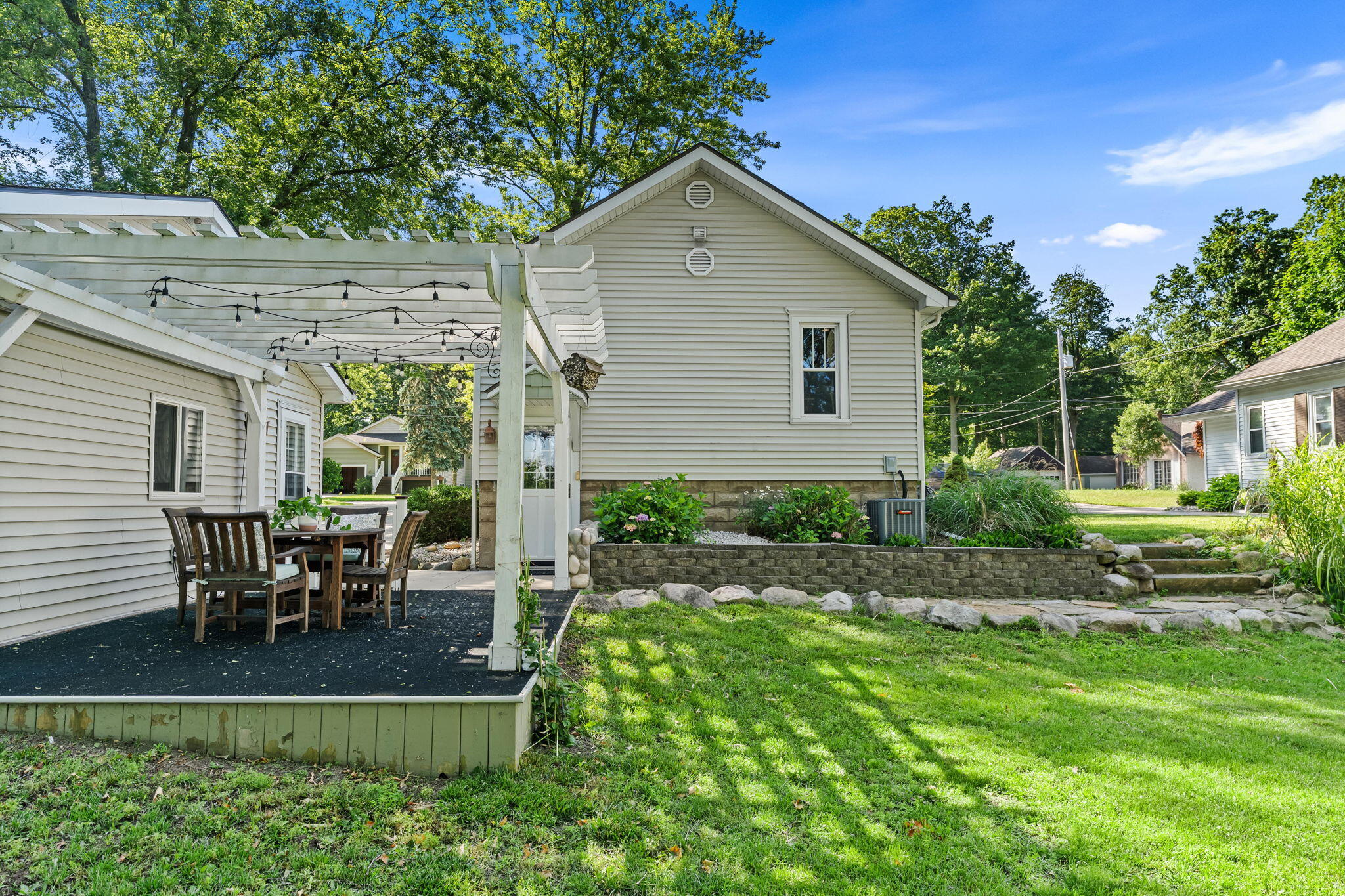 839 Paw Paw Drive Holland MI 49423