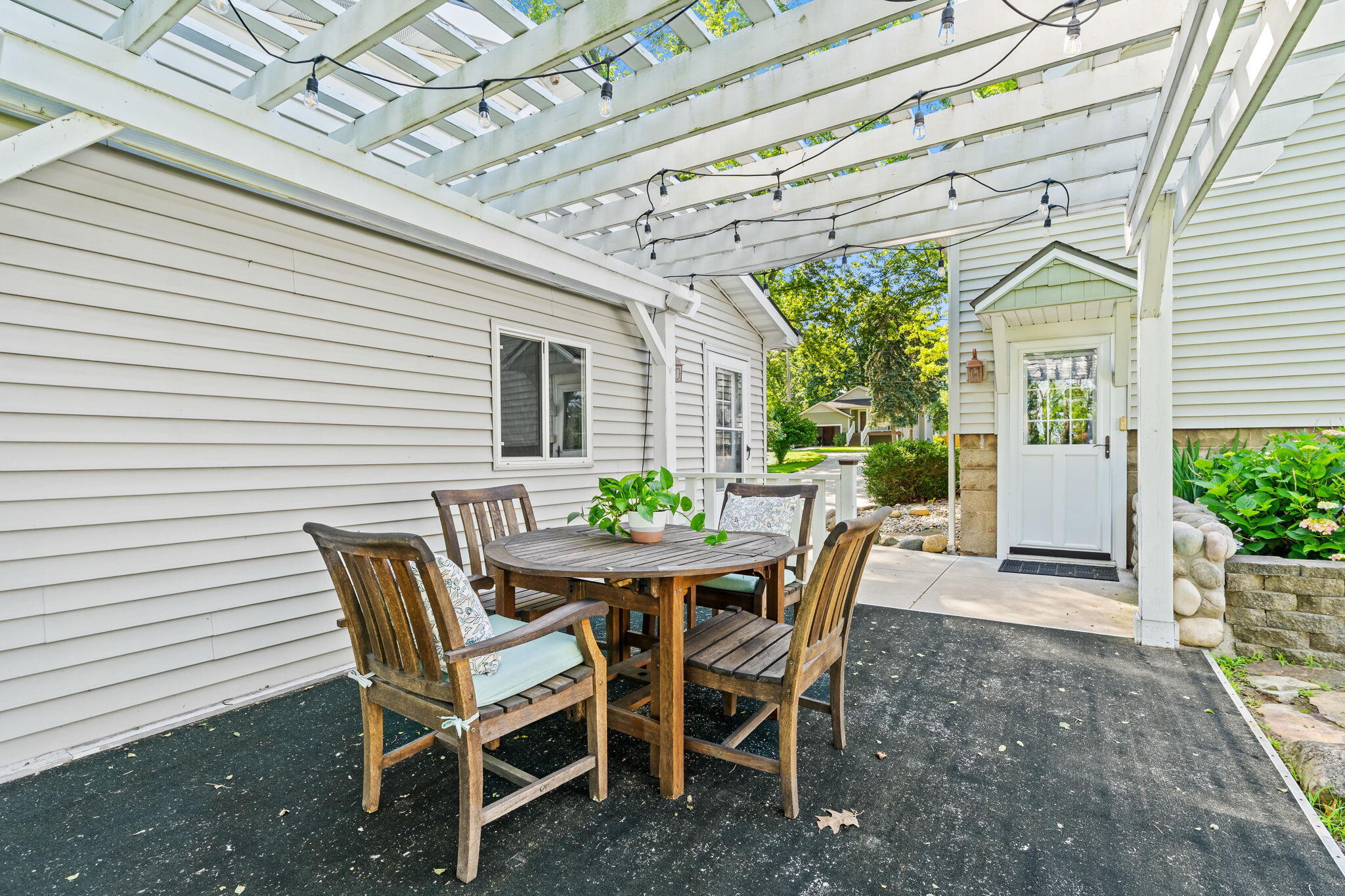 839 Paw Paw Drive Holland MI 49423
