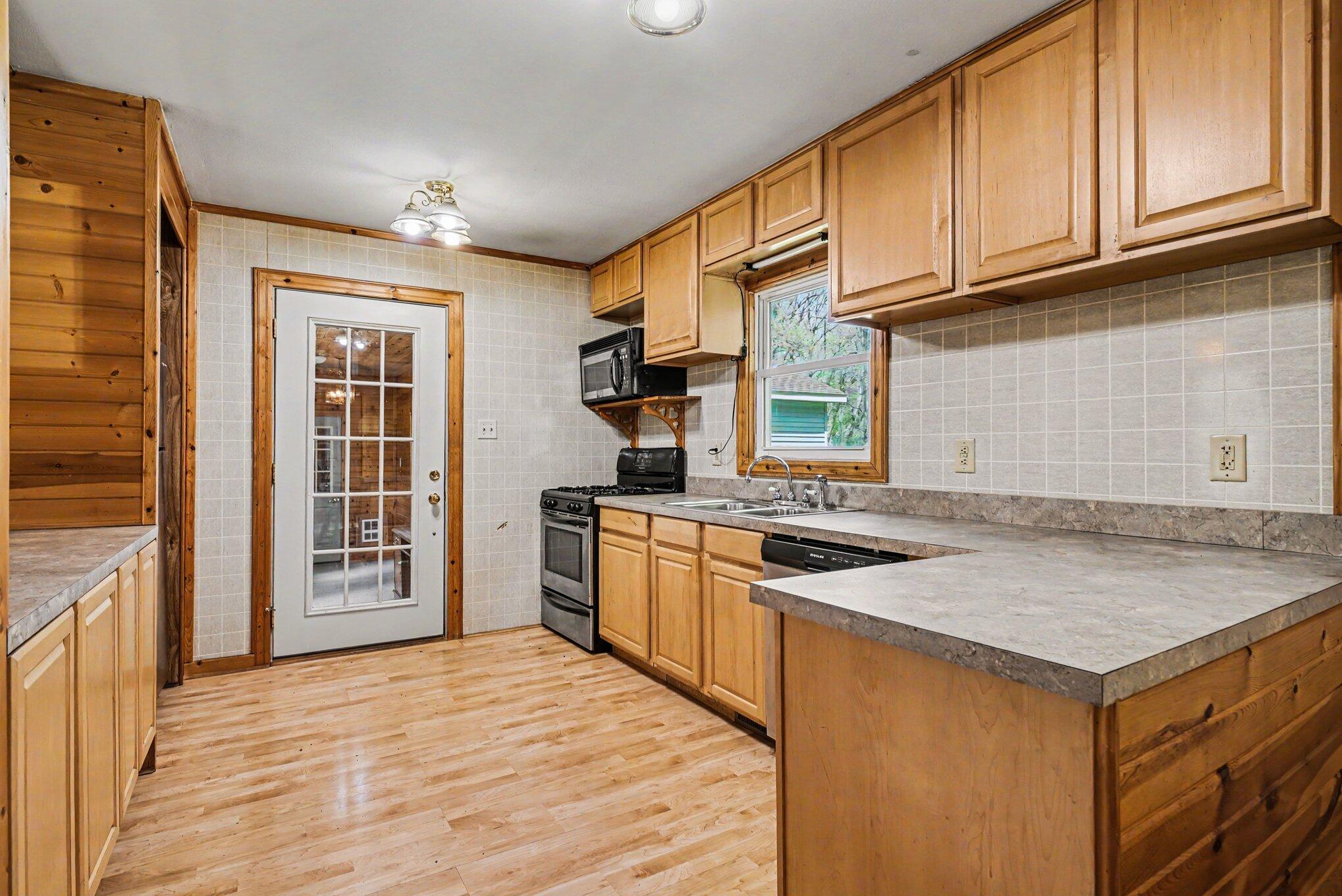 24935 Sandy Beach Drive Edwardsburg MI 49112