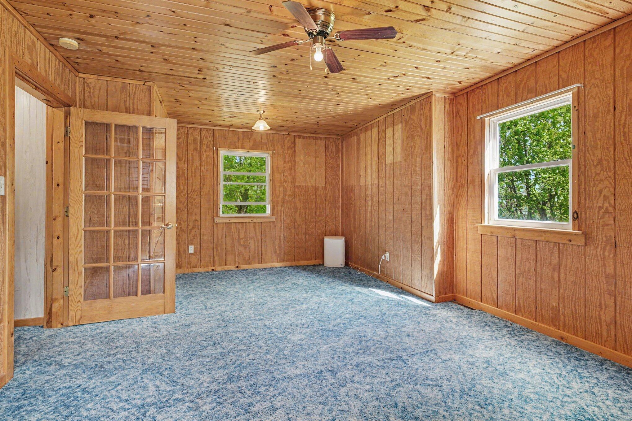 24935 Sandy Beach Drive Edwardsburg MI 49112