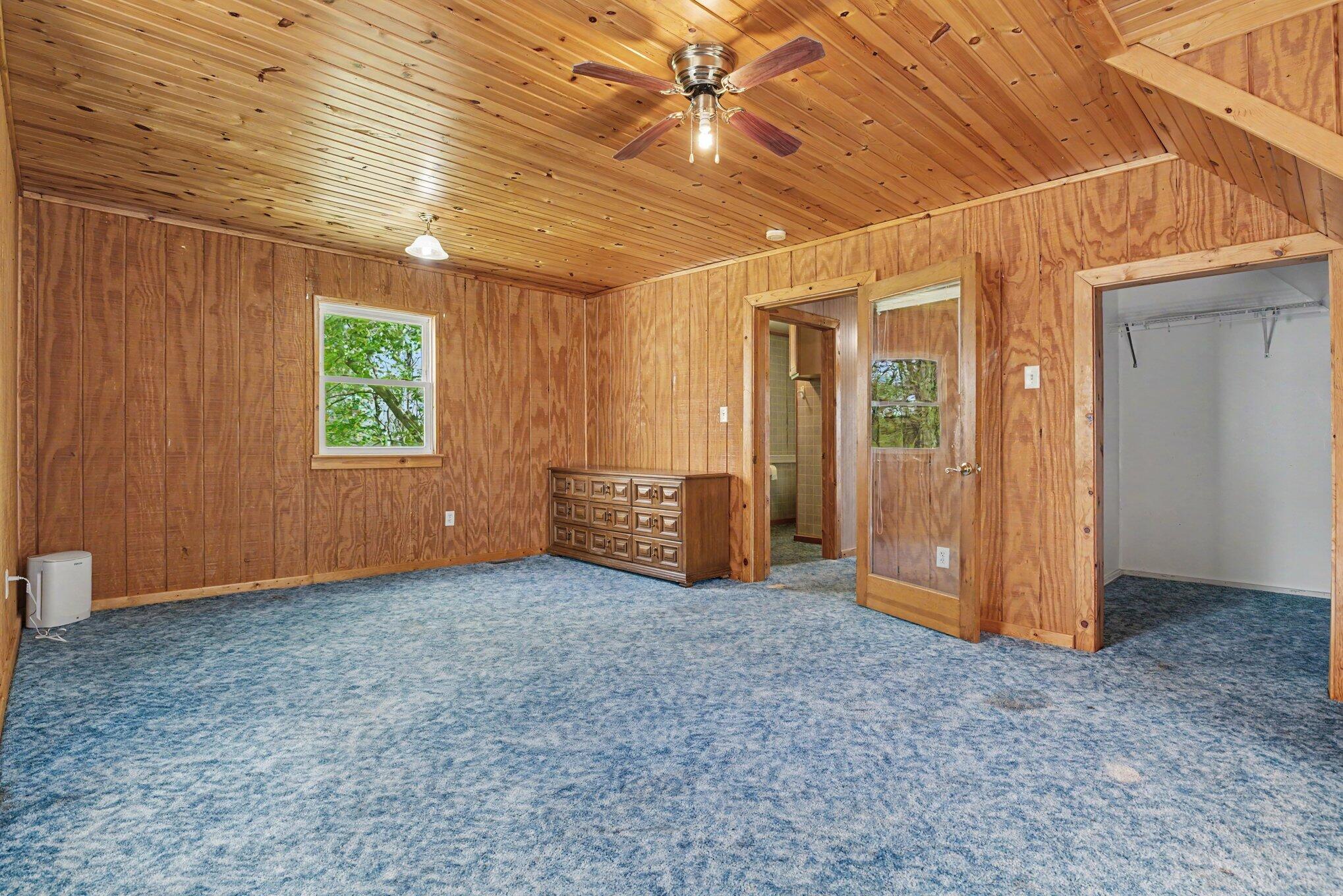 24935 Sandy Beach Drive Edwardsburg MI 49112