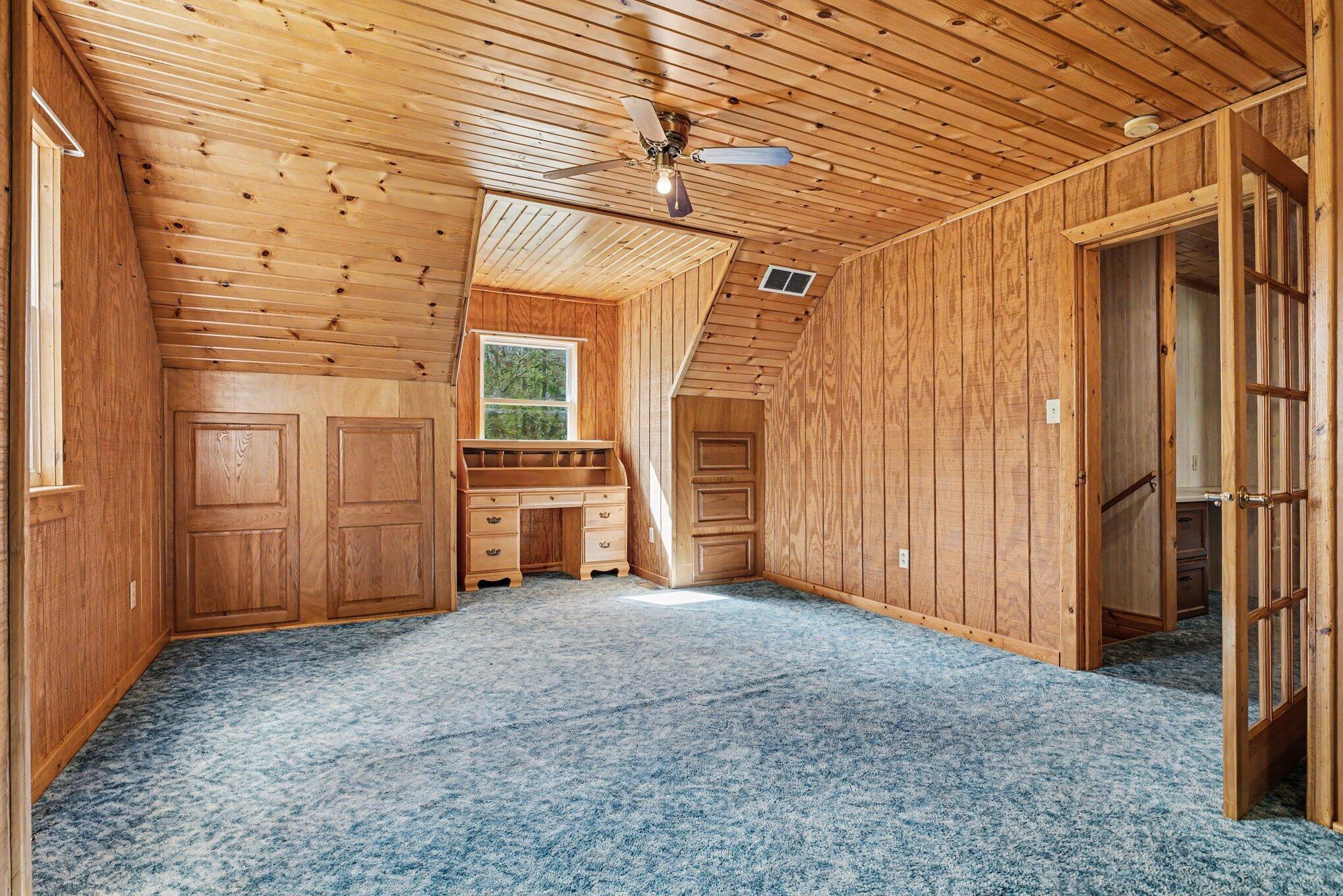 24935 Sandy Beach Drive Edwardsburg MI 49112
