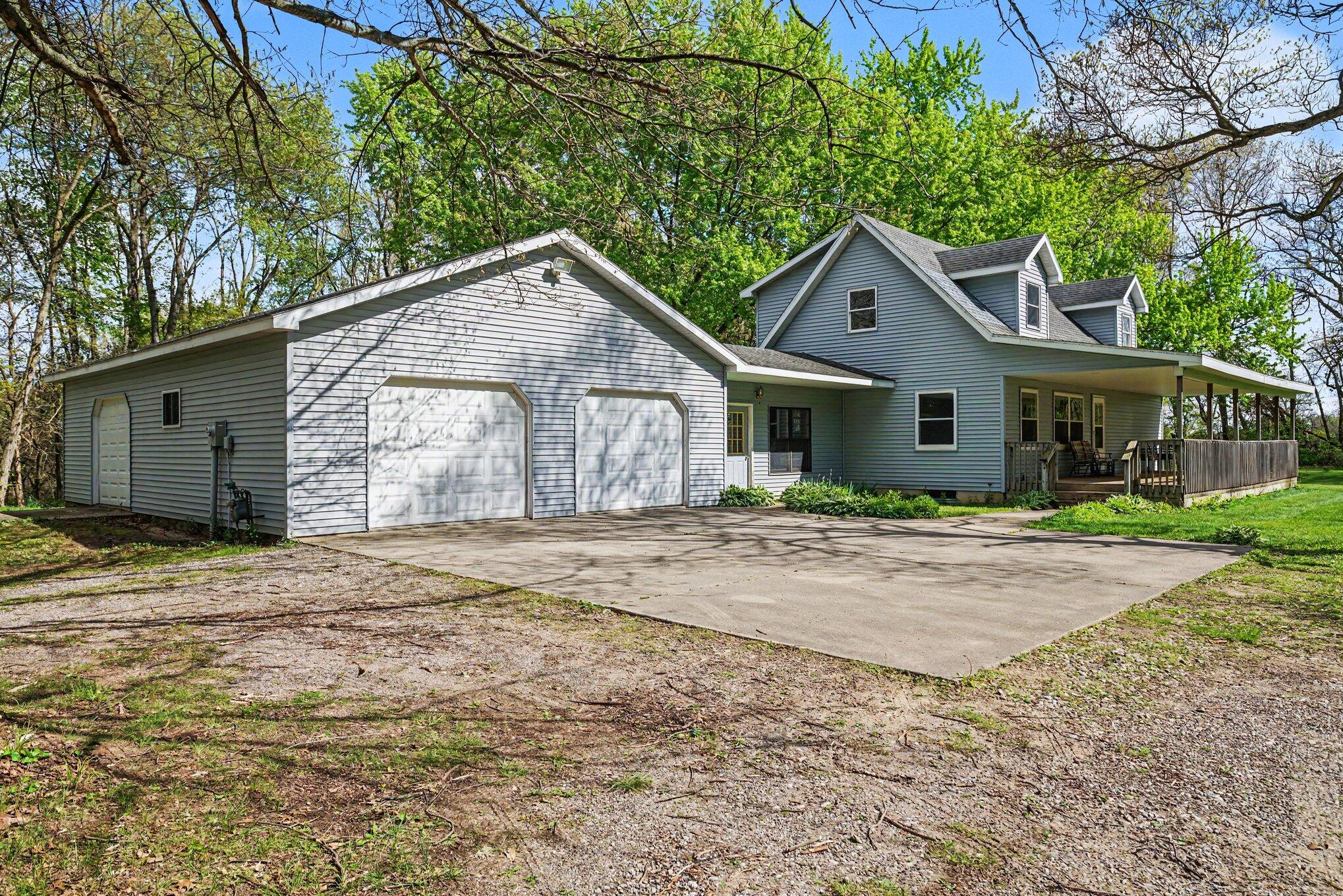 24935 Sandy Beach Drive Edwardsburg MI 49112