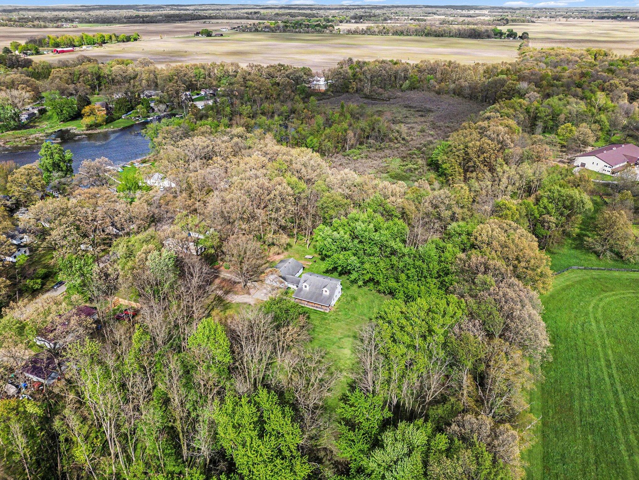 24935 Sandy Beach Drive Edwardsburg MI 49112