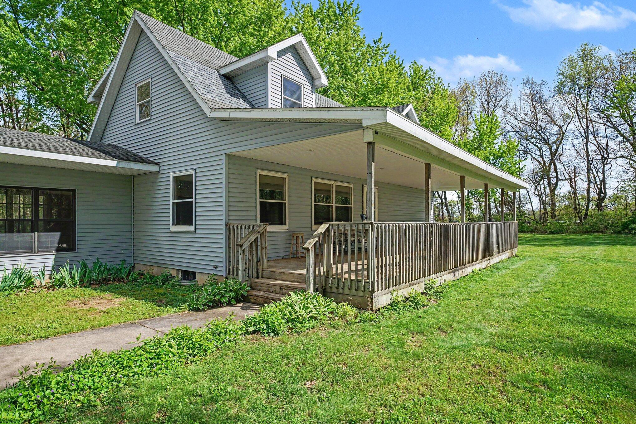 24935 Sandy Beach Drive Edwardsburg MI 49112
