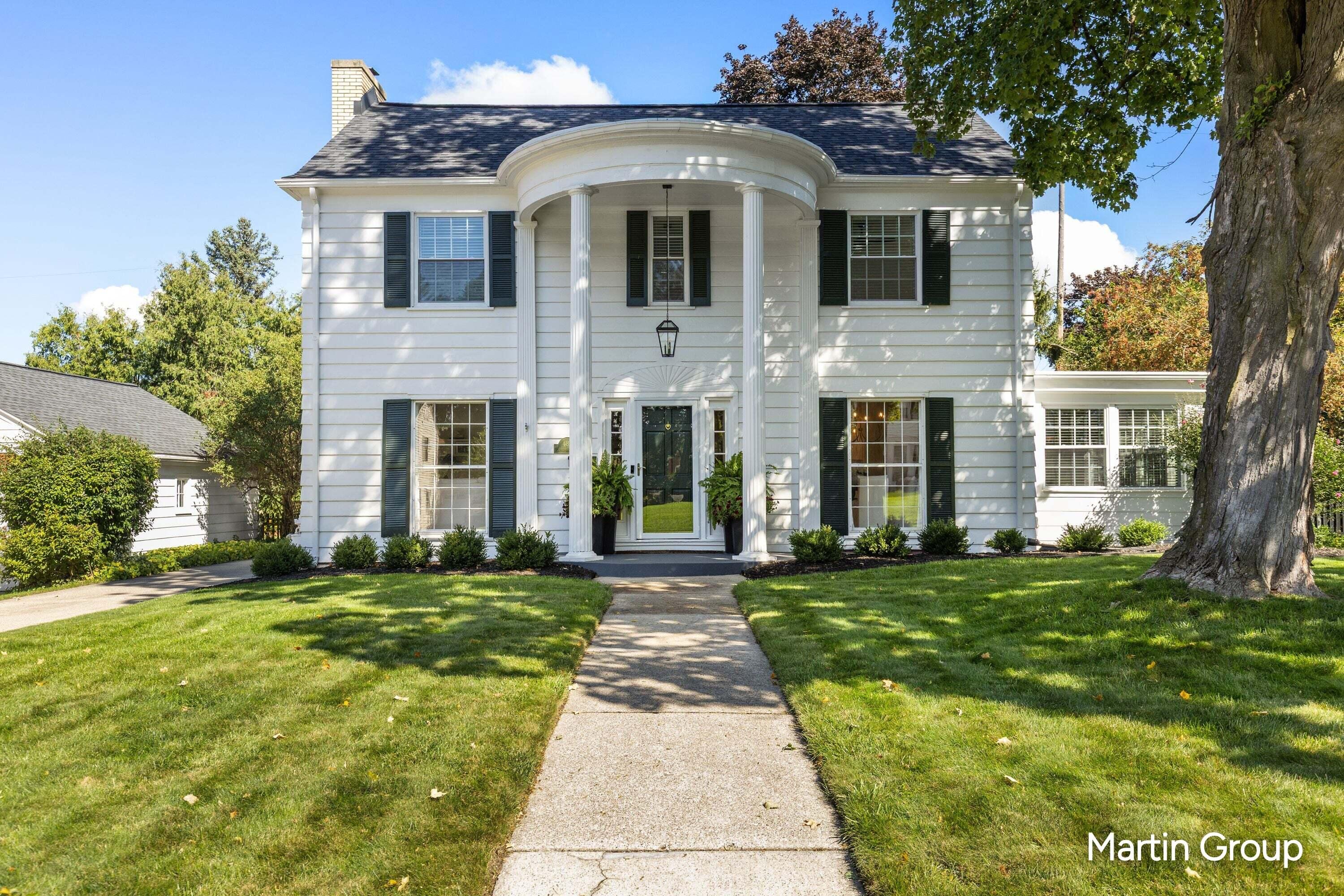 485 Marywood Drive NE Grand Rapids MI 49505