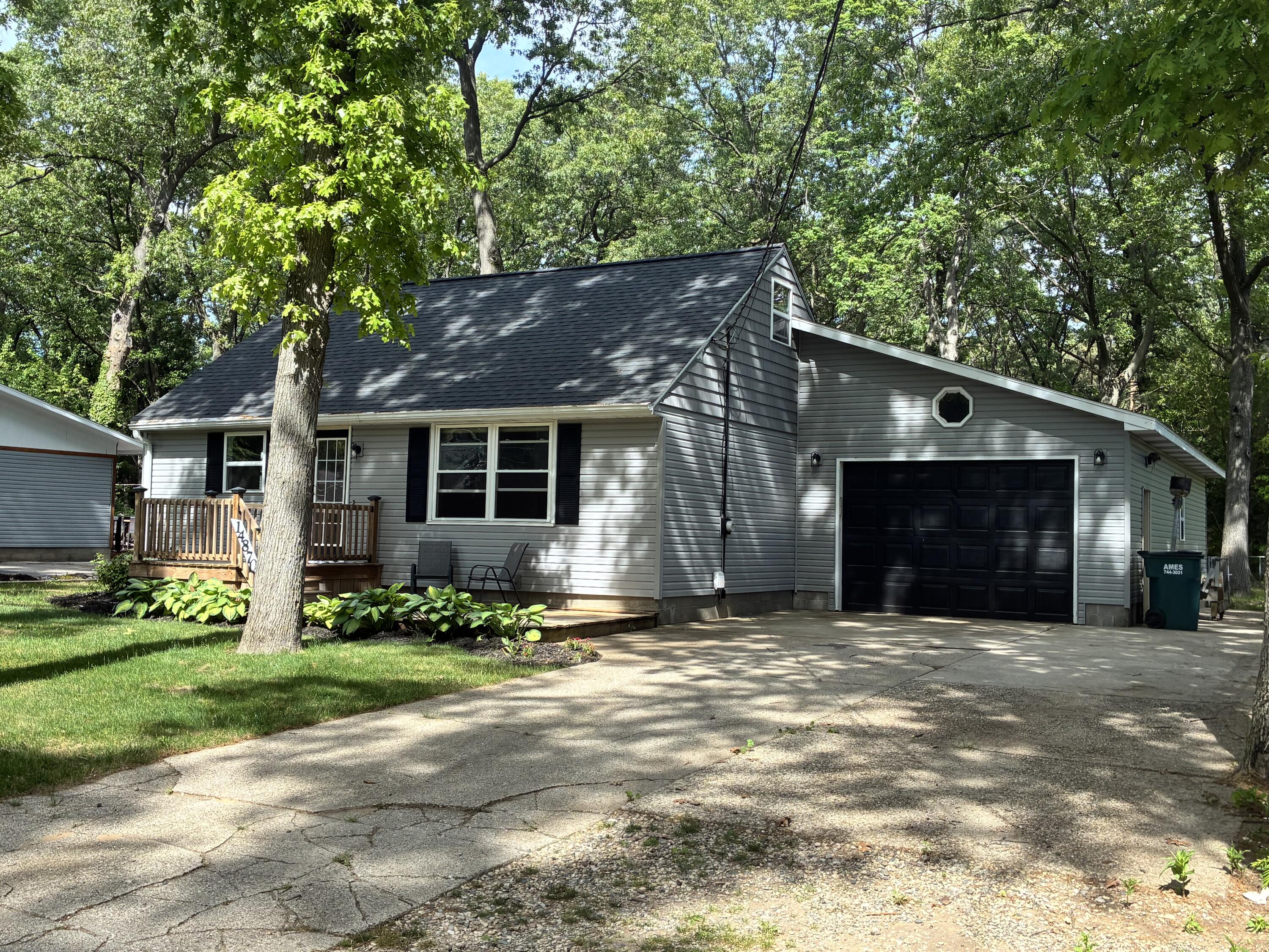 14870 Sharon Avenue Grand Haven MI 49417