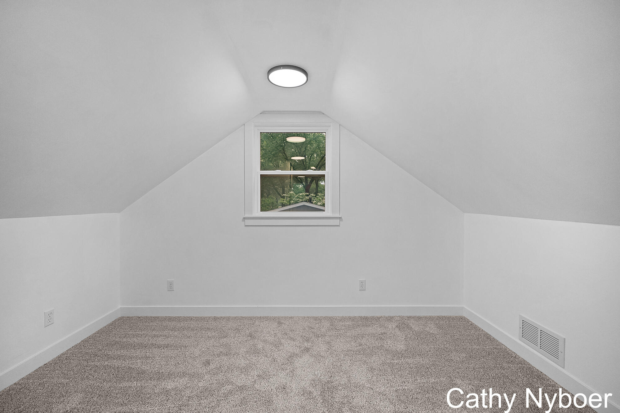 14870 Sharon Avenue Grand Haven MI 49417