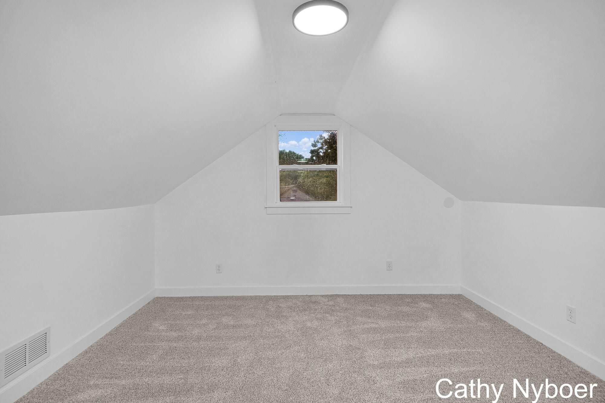 14870 Sharon Avenue Grand Haven MI 49417