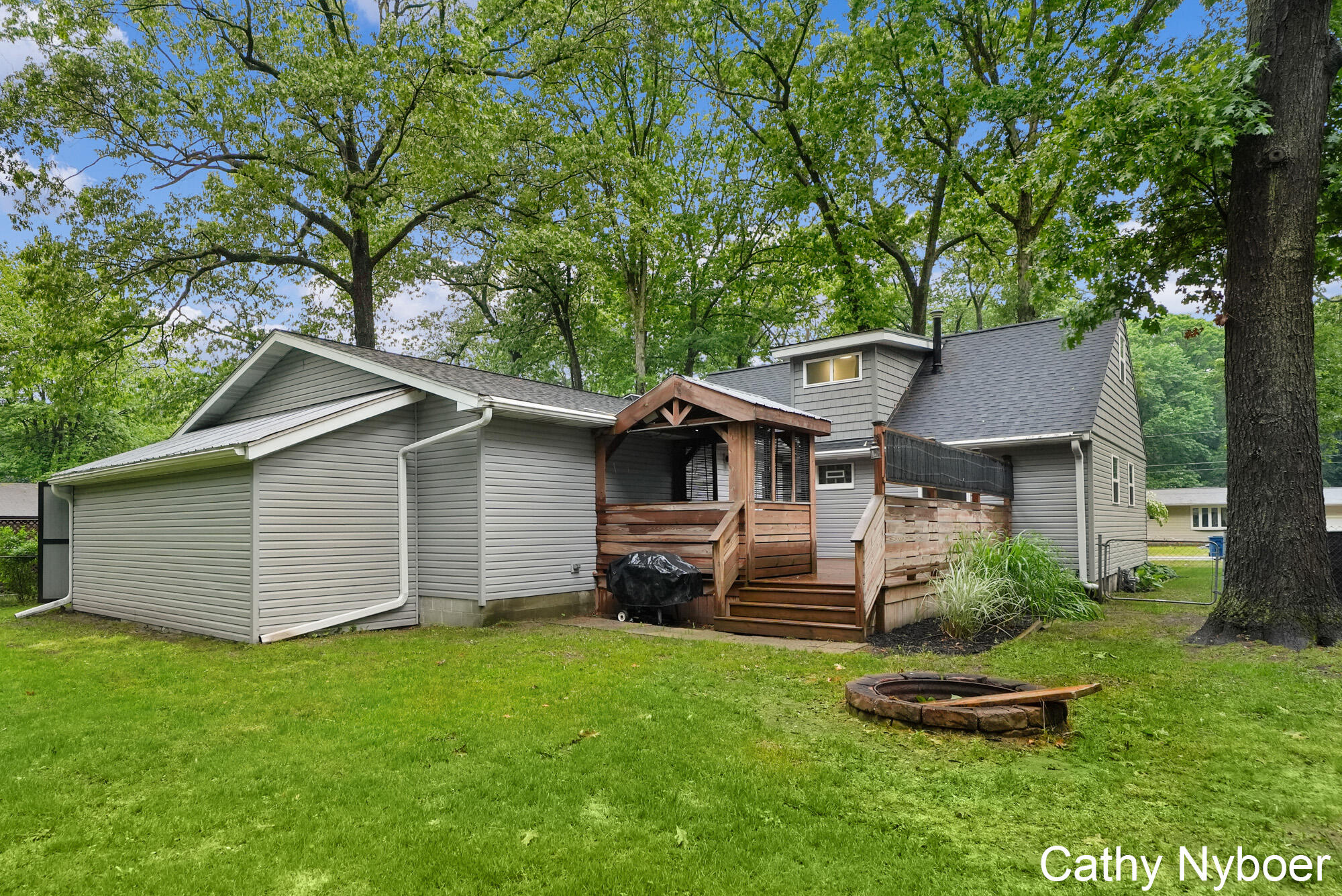 14870 Sharon Avenue Grand Haven MI 49417