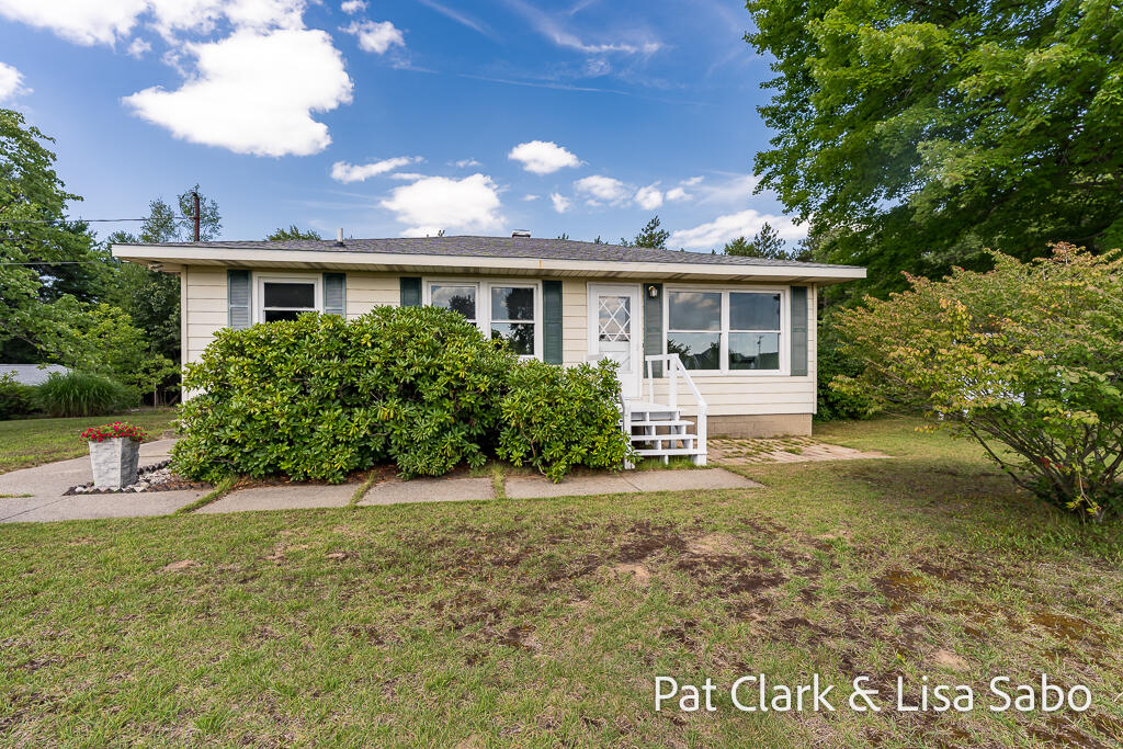 15775 Lincoln Street Grand Haven MI 49417
