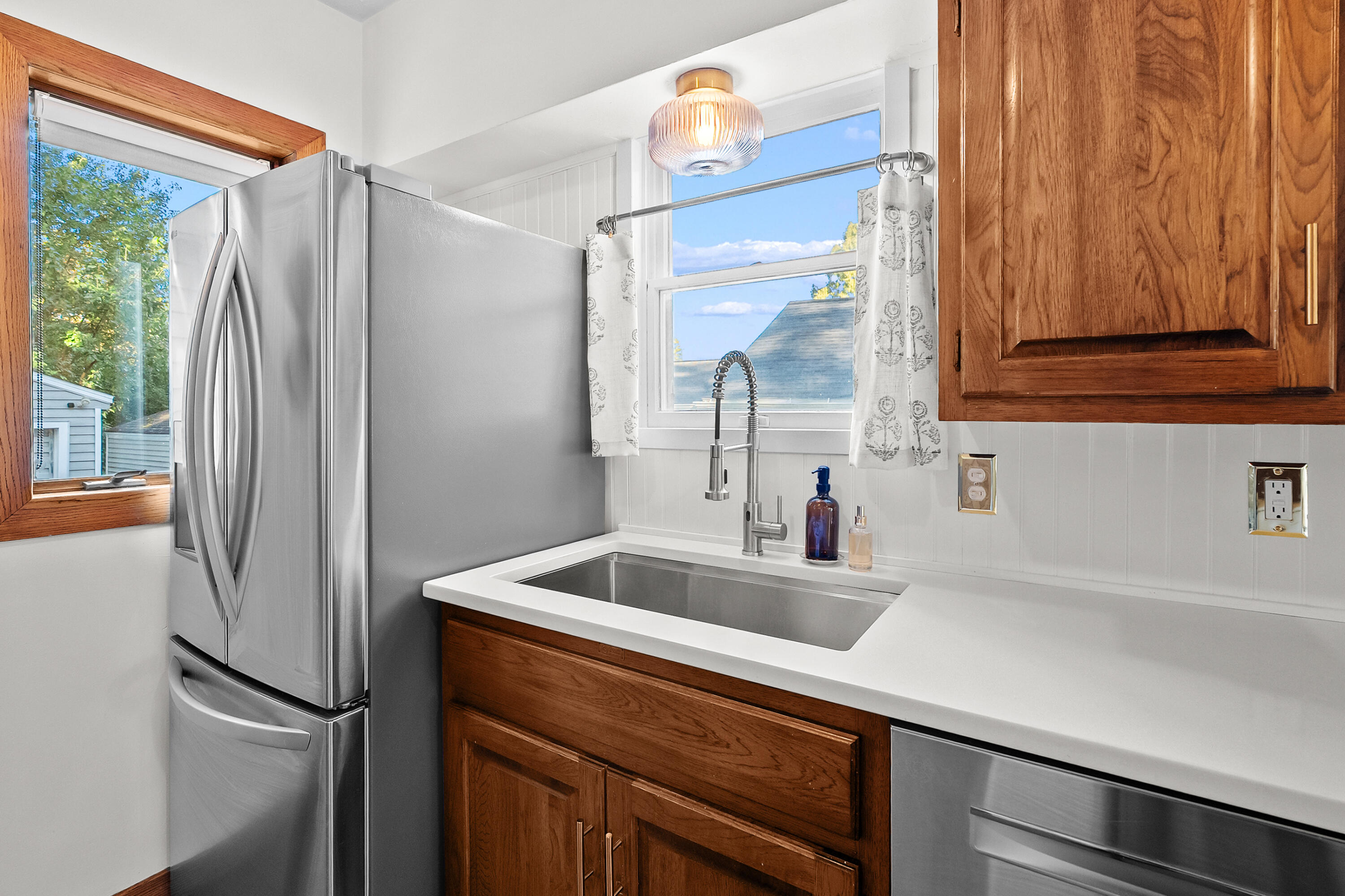 155 Holmdene Boulevard NE Grand Rapids MI 49503
