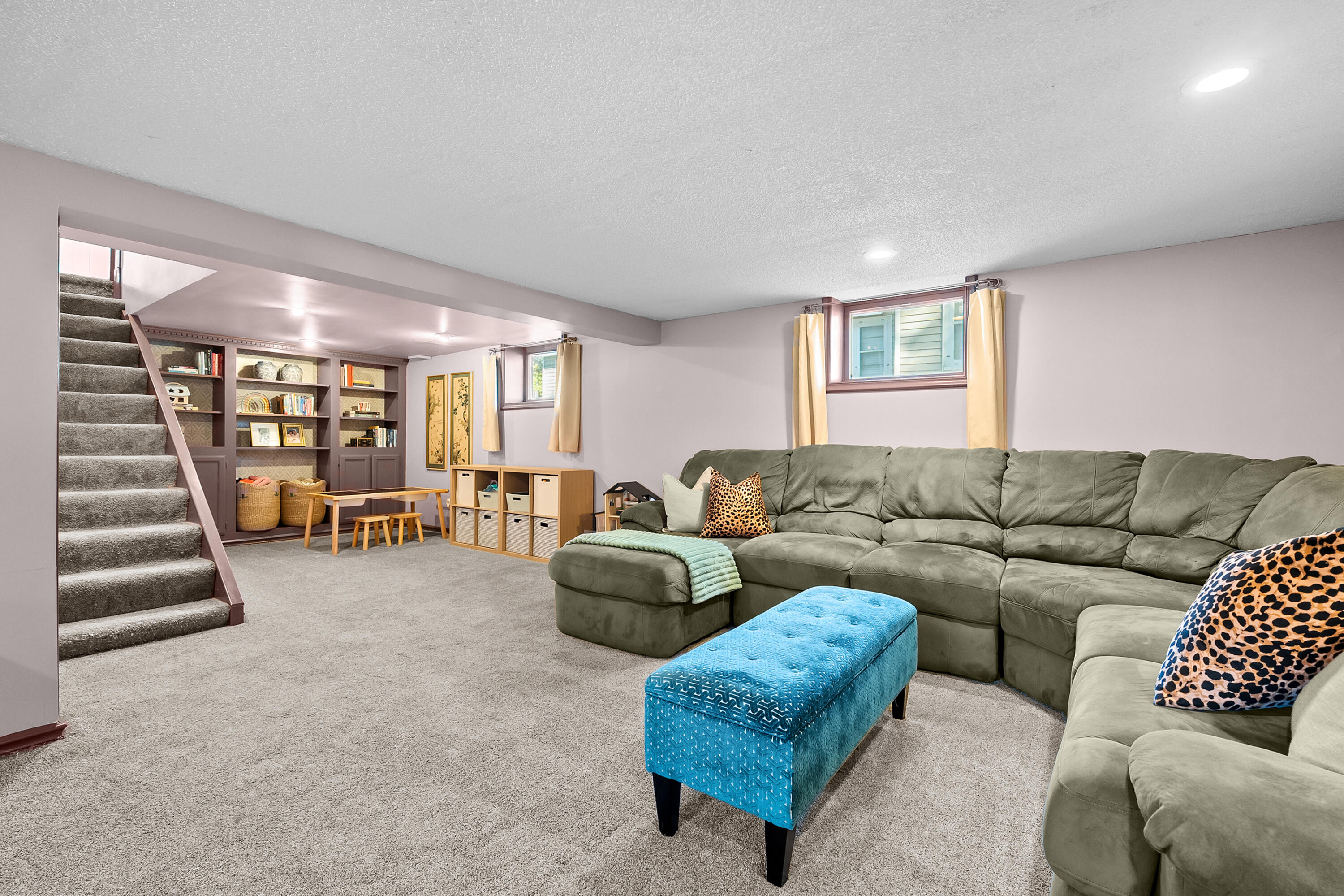 155 Holmdene Boulevard NE Grand Rapids MI 49503